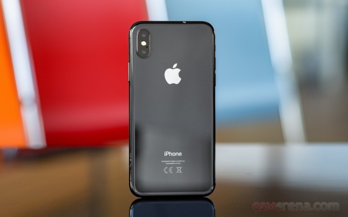 Chiếc iPhone huyền thoại n&agrave;y vừa biến th&agrave;nh đồ cổ- Ảnh 1.
