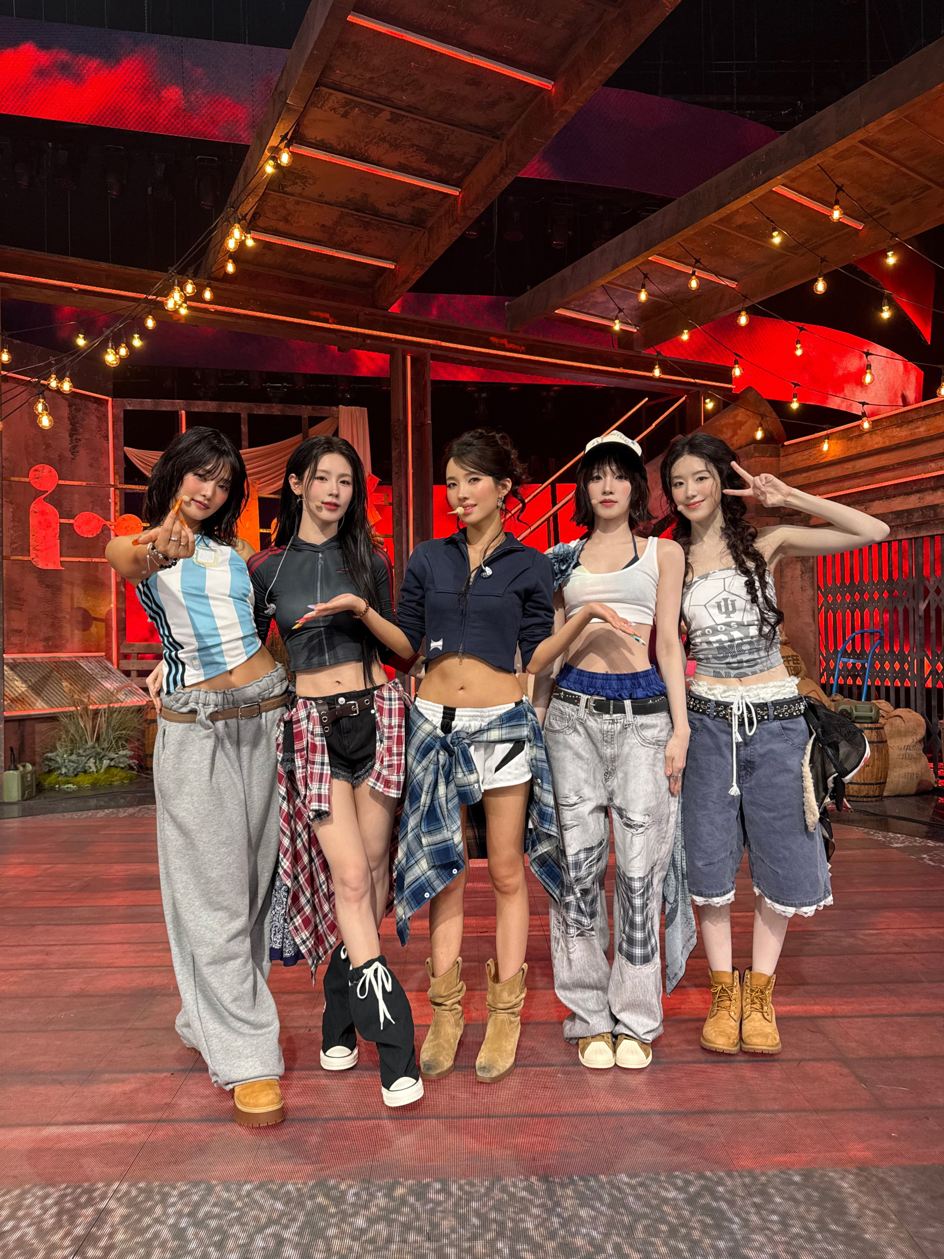 Ngọc nữ Running Man vừa vướng tin hẹn h&ograve; ca sĩ J. &ldquo;lắm t&agrave;i nhiều phốt&rdquo; khiến cả nước x&ocirc;n xao l&agrave; ai?- Ảnh 2.