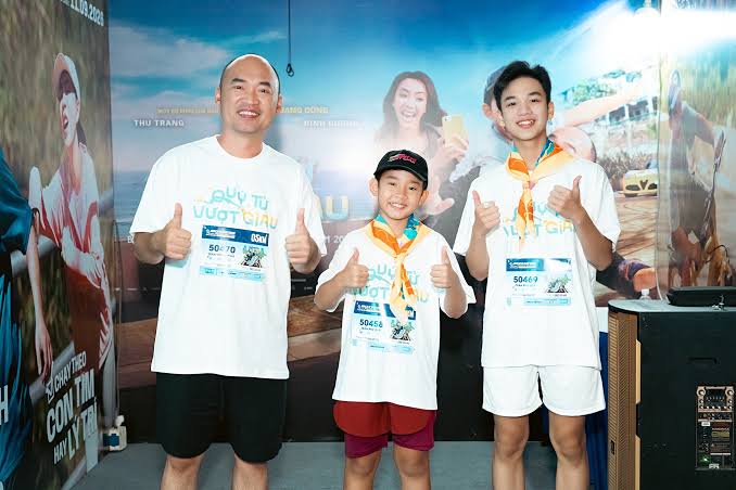 Mỹ nam Việt được khen đẹp hơn Trương Lăng H&aacute;ch v&agrave; L&yacute; Hiện, visual hiếm như đ&atilde;i c&aacute;t t&igrave;m v&agrave;ng- Ảnh 7.