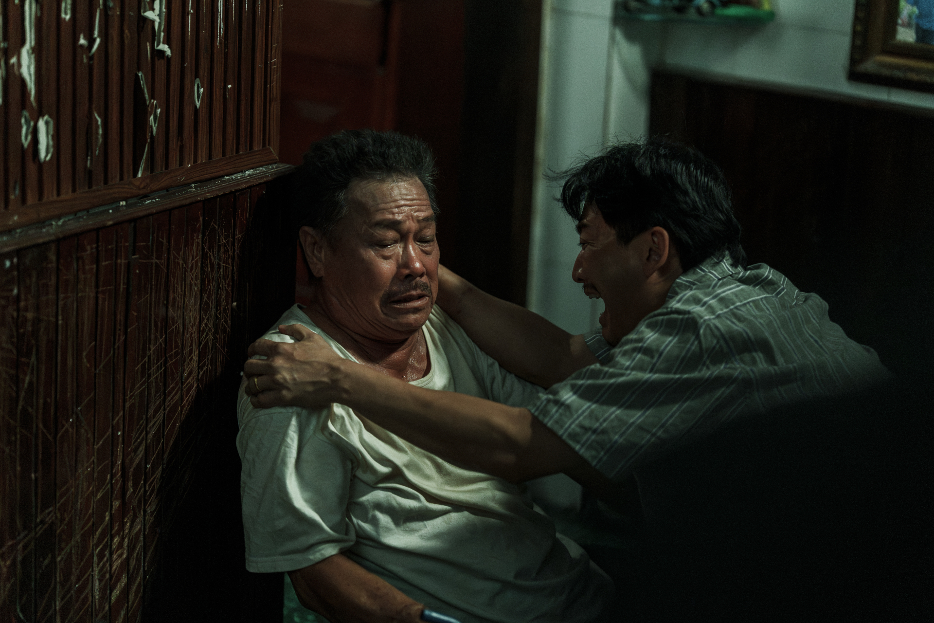 Nghỉ H&egrave; Sợ Nghỉ Hưu: Kịch bản c&oacute; duy&ecirc;n, diễn xuất c&oacute; tầm, kh&ocirc;ng l&agrave; si&ecirc;u phẩm th&igrave; cũng đ&aacute;ng tiền- Ảnh 8.