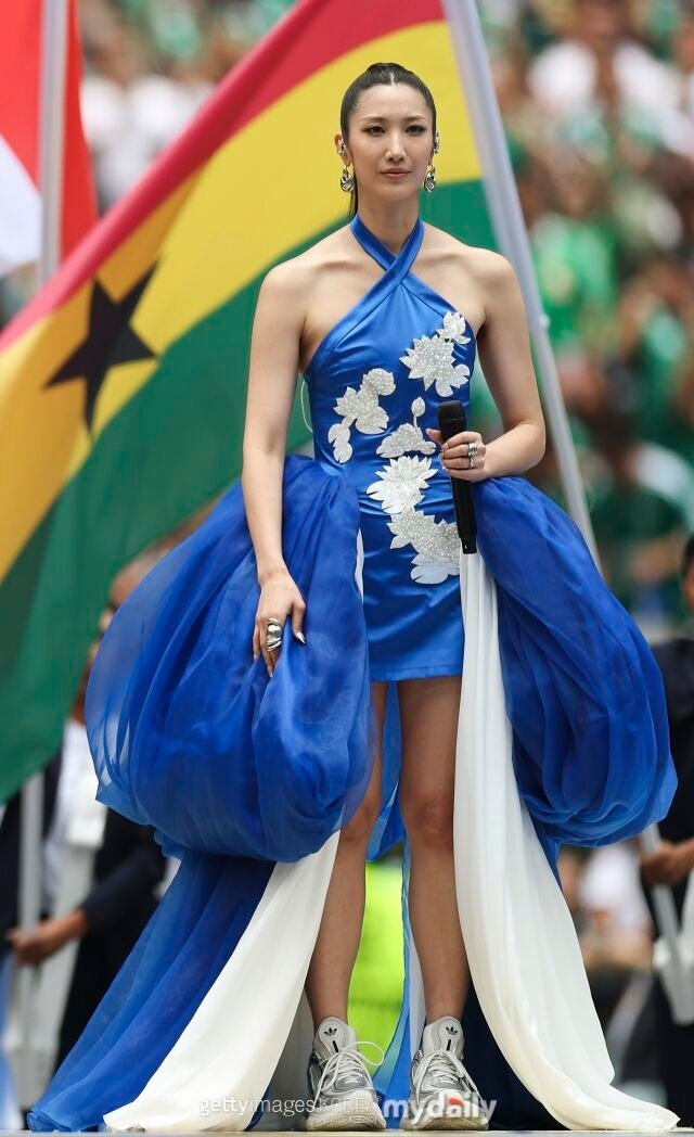 Mỹ nh&acirc;n ch&acirc;u &Aacute; g&acirc;y b&atilde;o tại World Cup được cầu h&ocirc;n bằng nhẫn kim cương 1 tỷ, 3 th&aacute;ng tới sẽ l&agrave;m đ&aacute;m cưới- Ảnh 5.