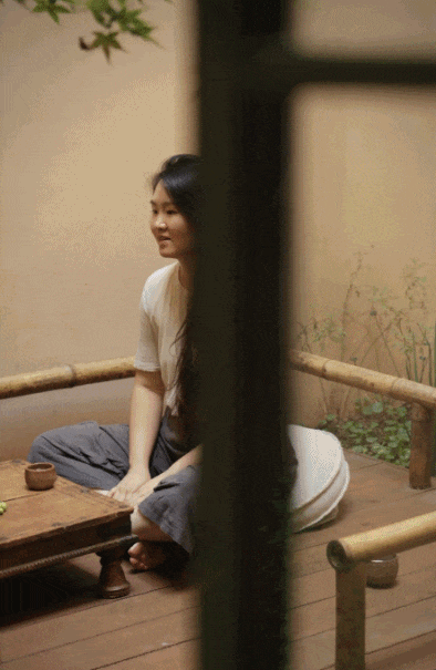 Người phụ nữ 33 tuổi cải tạo căn nh&agrave; bỏ hoang th&agrave;nh tổ ấm 680m&sup2;: Kh&ocirc;ng ph&ograve;ng kh&aacute;ch truyền thống, sống giữa c&acirc;y xanh như nghỉ dưỡng mỗi ng&agrave;y- Ảnh 20.