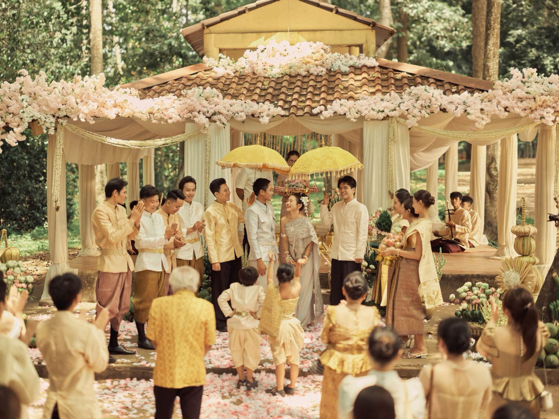 Phong b&igrave; 500 triệu mừng đ&aacute;m cưới Phương Mỹ Chi- Ảnh 1.