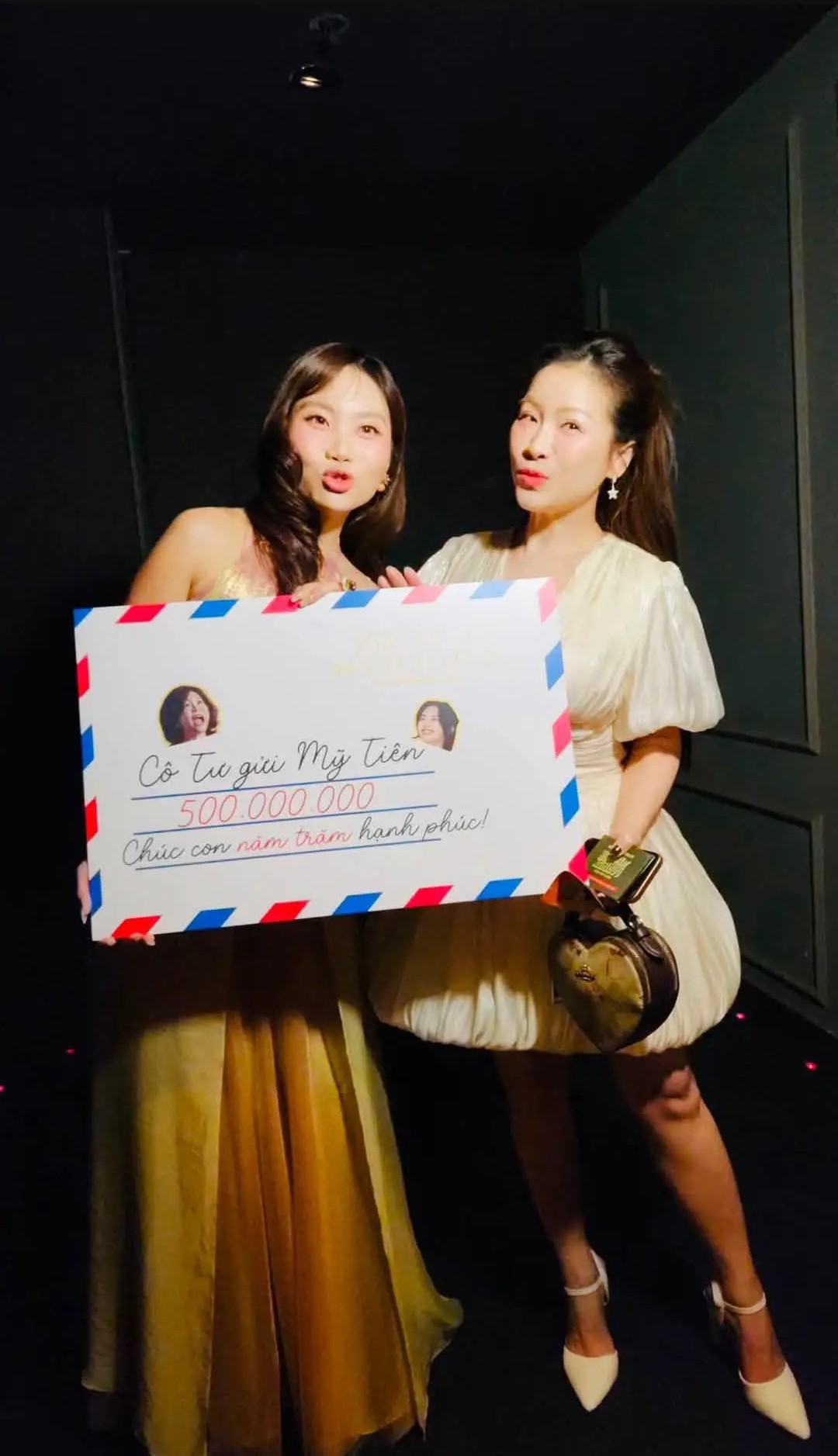 Phong b&igrave; 500 triệu mừng đ&aacute;m cưới Phương Mỹ Chi- Ảnh 6.