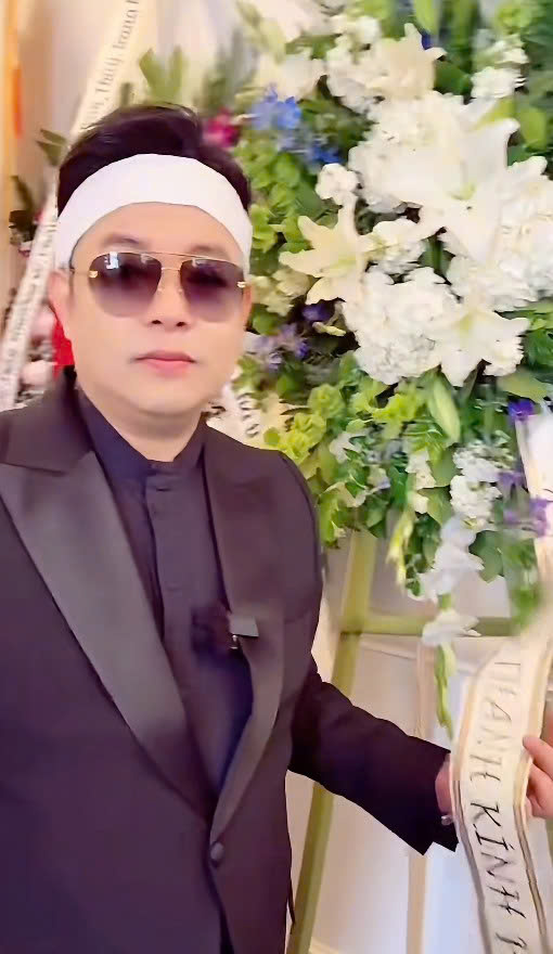 Tang lễ của mẹ Quang L&ecirc;- Ảnh 2.