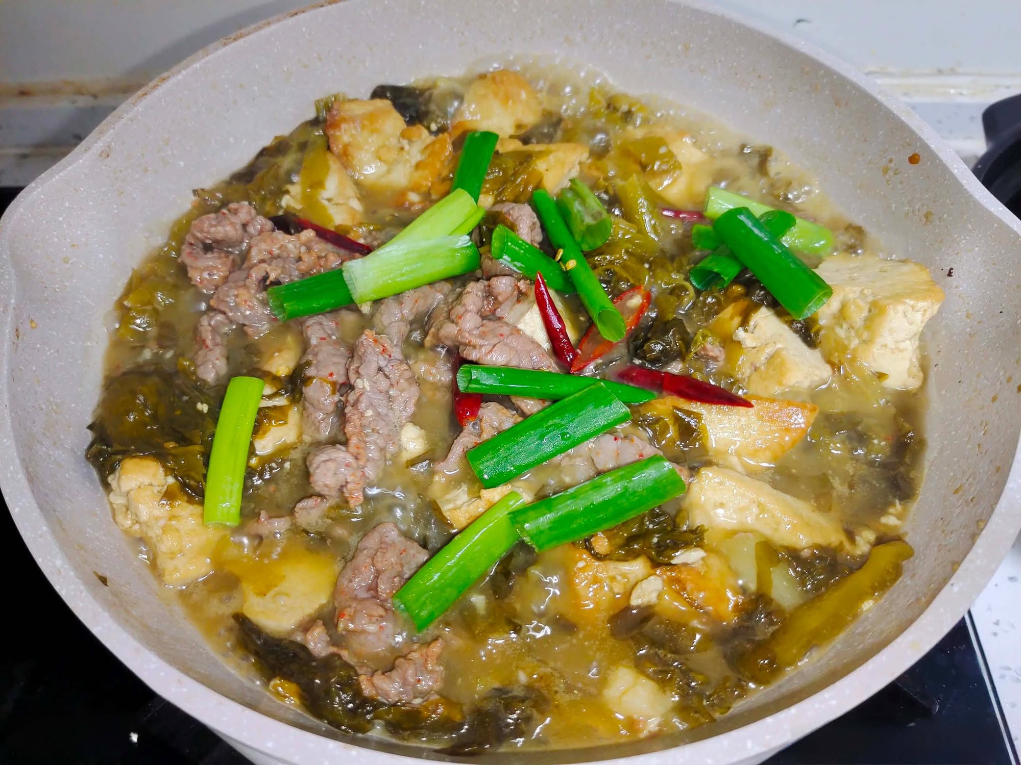 M&oacute;n ăn n&agrave;y rất dễ nấu, c&oacute; đủ rau, thịt v&agrave; đậu, hương vị chua ngọt đậm đ&agrave;, nghĩ th&ocirc;i đ&atilde; thấy th&egrave;m!- Ảnh 9.