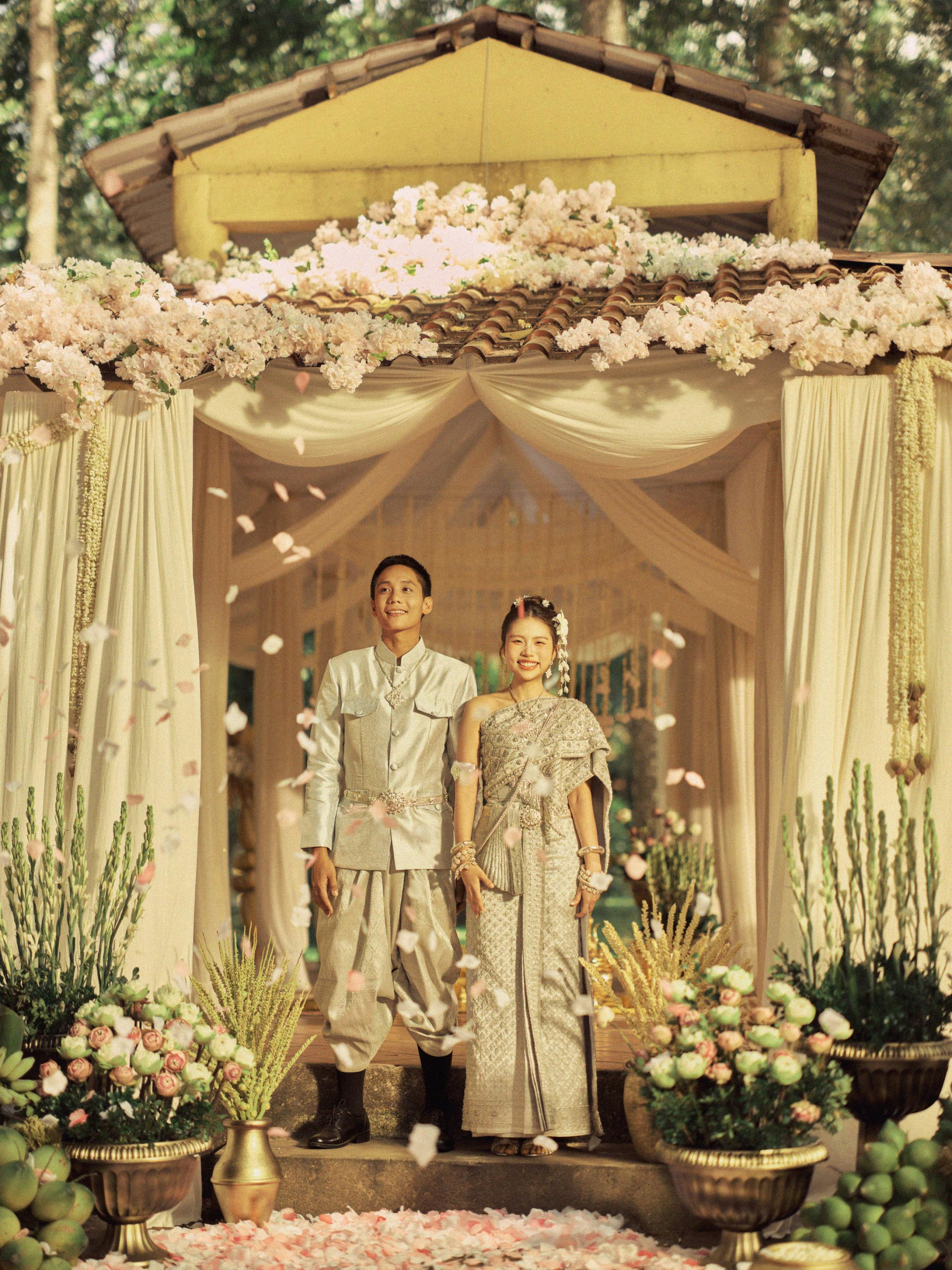Đ&aacute;m cưới của Phương Mỹ Chi l&ecirc;n top 1 cả nước- Ảnh 12.
