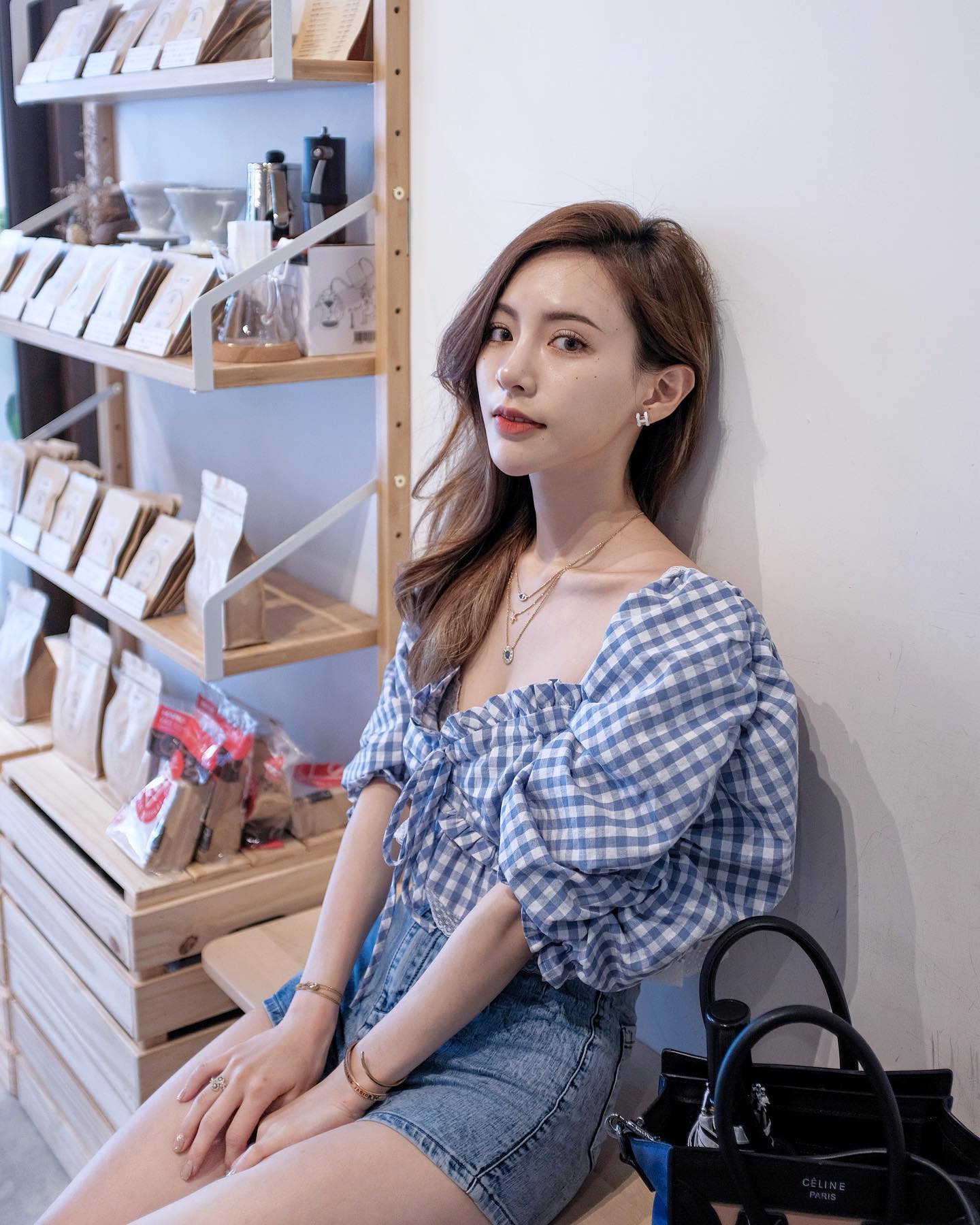 Hoa kh&ocirc;i tiếp vi&ecirc;n h&agrave;ng kh&ocirc;ng lấy chồng nghệ sĩ lớn hơn 10 tuổi gặp tr&ecirc;n chuyến bay: Cuộc sống b&acirc;y giờ thế n&agrave;o? - Ảnh 2.