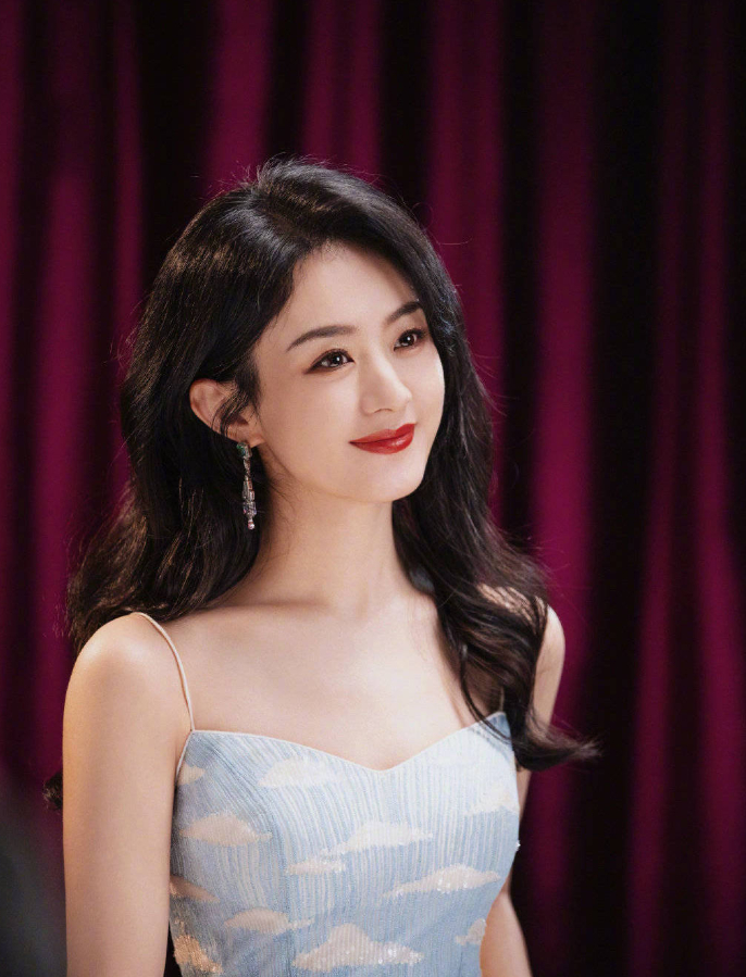 Người cướp ch&eacute;n cơm của Lưu Diệc Phi, Triệu Lệ Dĩnh- Ảnh 2.