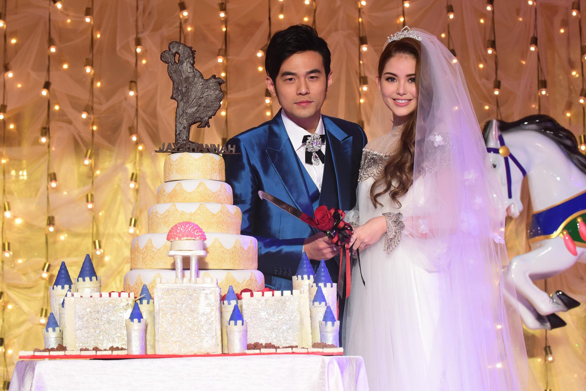 Những đ&aacute;m cưới tốn k&eacute;m nhất Cbiz: H&ocirc;n lễ của Huỳnh Hiểu Minh - Angelababy chưa bằng cặp đ&ocirc;i chi 2730 tỷ- Ảnh 2.