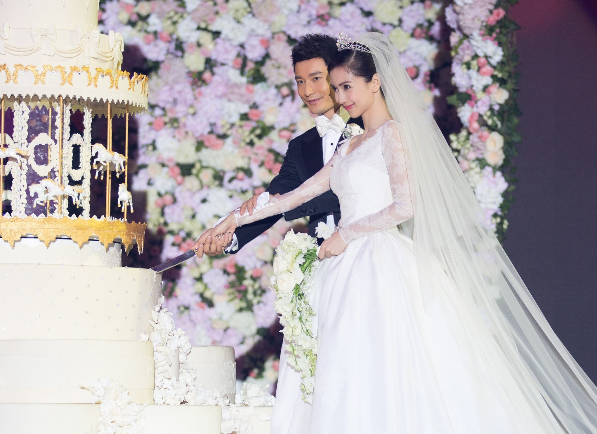 Những đ&aacute;m cưới tốn k&eacute;m nhất Cbiz: H&ocirc;n lễ của Huỳnh Hiểu Minh - Angelababy chưa bằng cặp đ&ocirc;i chi 2730 tỷ- Ảnh 8.