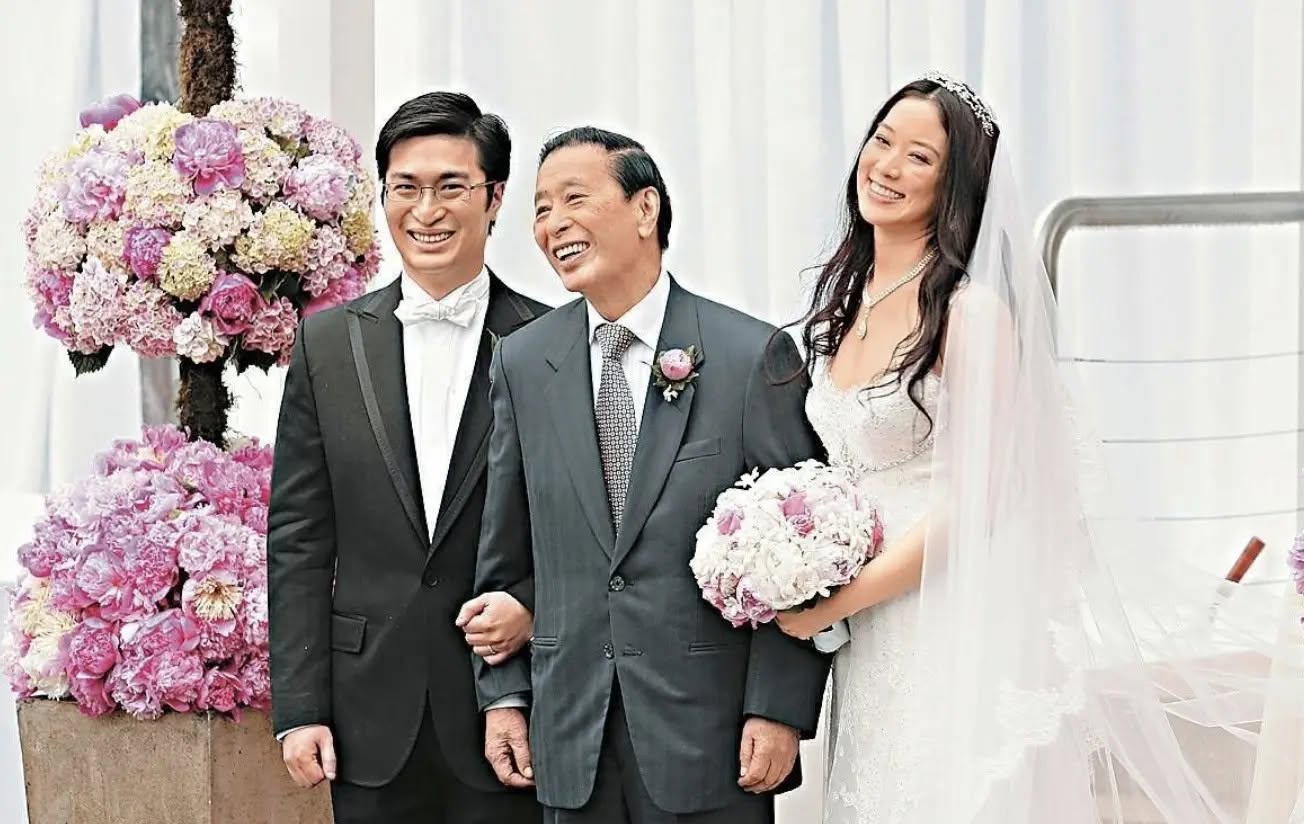 Những đ&aacute;m cưới tốn k&eacute;m nhất Cbiz: H&ocirc;n lễ của Huỳnh Hiểu Minh - Angelababy chưa bằng cặp đ&ocirc;i chi 2730 tỷ- Ảnh 9.
