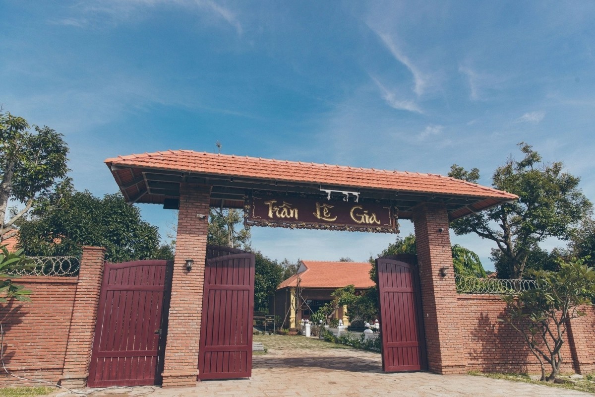 Biệt phủ 10.000 m&sup2; ở qu&ecirc; của L&yacute; Nh&atilde; Kỳ- Ảnh 1.