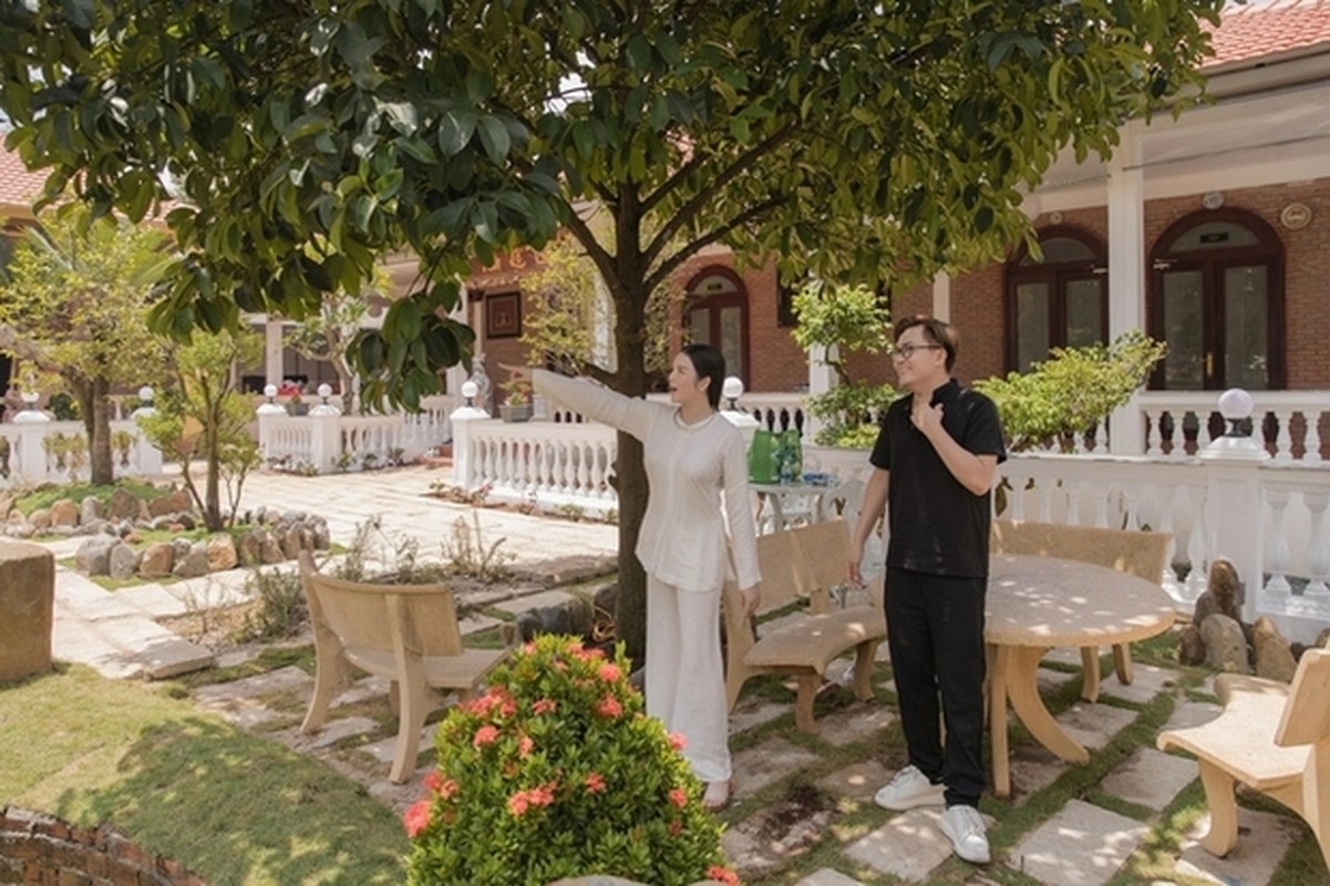Biệt phủ 10.000 m&sup2; ở qu&ecirc; của L&yacute; Nh&atilde; Kỳ- Ảnh 5.