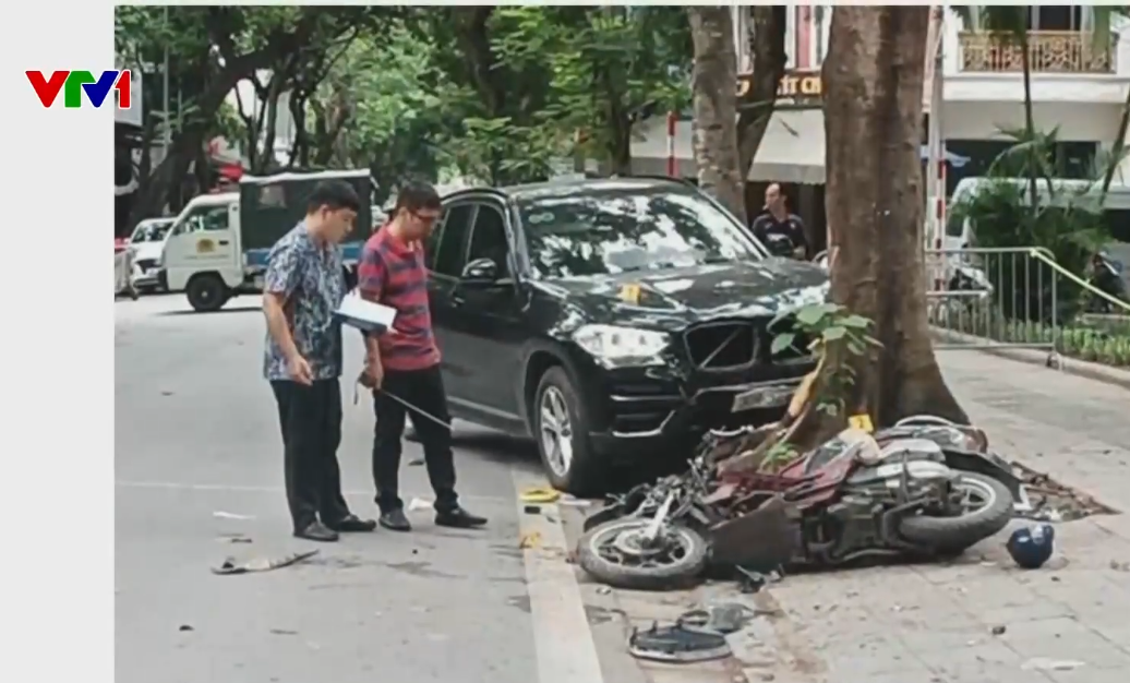 Thông tin vụ tai nạn giao thông tại đường Nguyễn Huy Tự, Hà Nội - Ảnh 1.