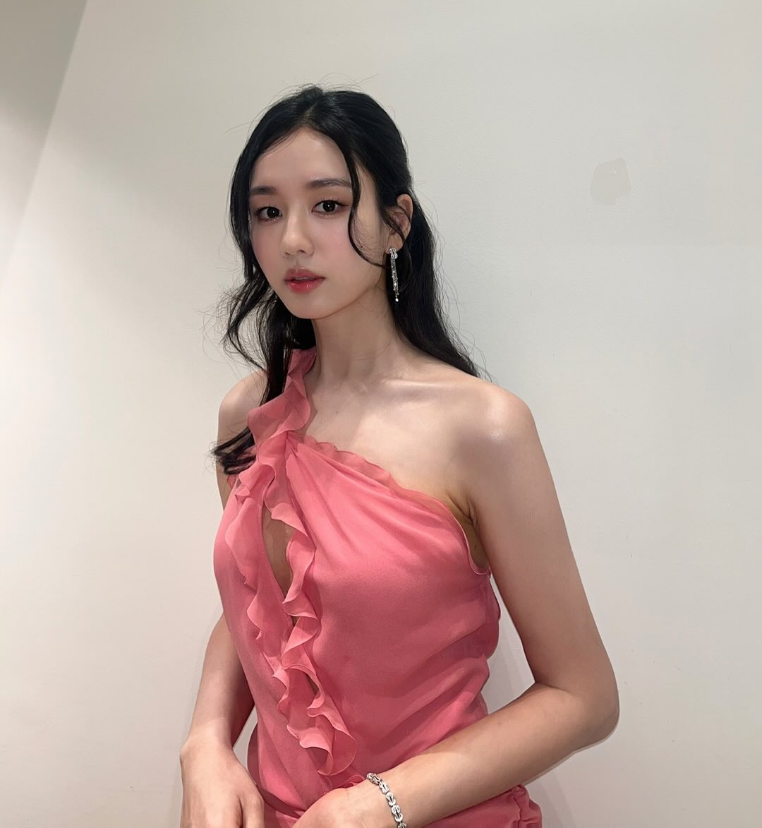 Tinh hoa hội tụ, cả d&agrave;n sao đ&igrave;nh đ&aacute;m kh&ocirc;ng hẹn m&agrave; gặp học chung 1 lớp!- Ảnh 4.