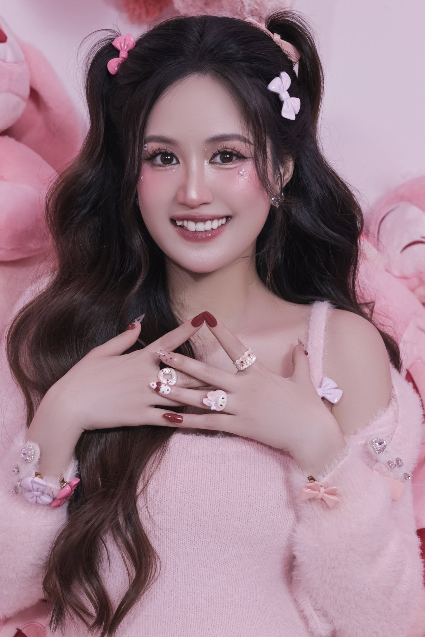 Mỹ nh&acirc;n mang gương mặt của Mai Phương Thu&yacute; v&agrave; Bạch Lộc cộng lại: U40 m&agrave; trẻ ph&aacute;t hờn, n&oacute;i g&aacute;i đ&ocirc;i mươi cũng tin- Ảnh 9.