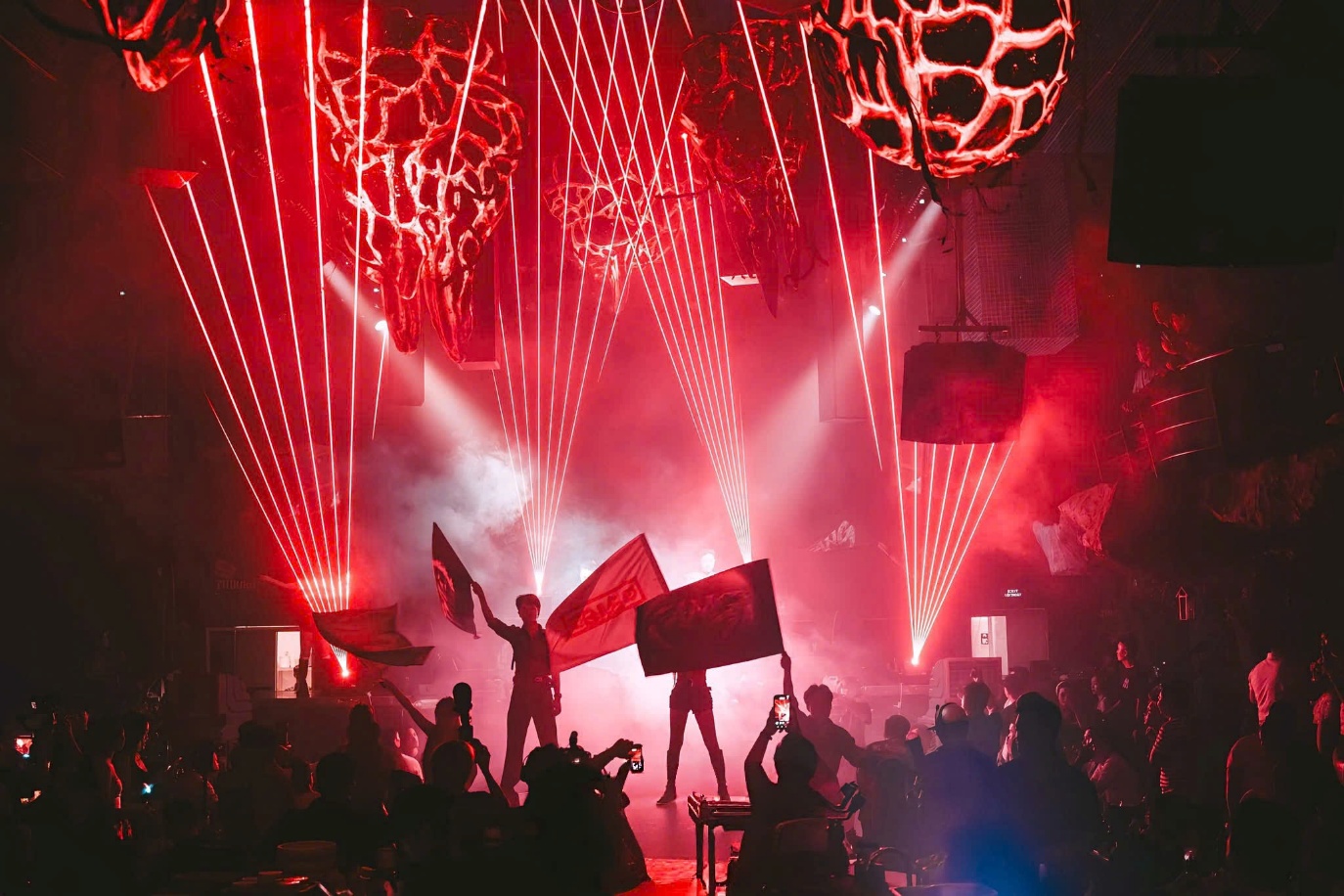 Tour &ldquo;Triad Triple Trouble&rdquo; - Dấu ấn b&ugrave;ng nổ của Tilo Entertainment tr&ecirc;n bản đồ &acirc;m nhạc điện tử - Ảnh 3.