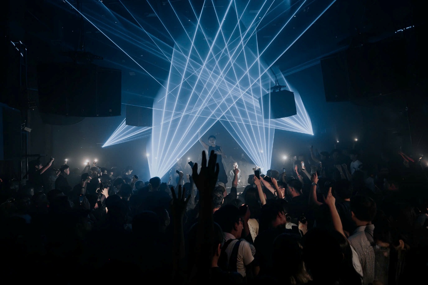 Tour &ldquo;Triad Triple Trouble&rdquo; - Dấu ấn b&ugrave;ng nổ của Tilo Entertainment tr&ecirc;n bản đồ &acirc;m nhạc điện tử - Ảnh 7.