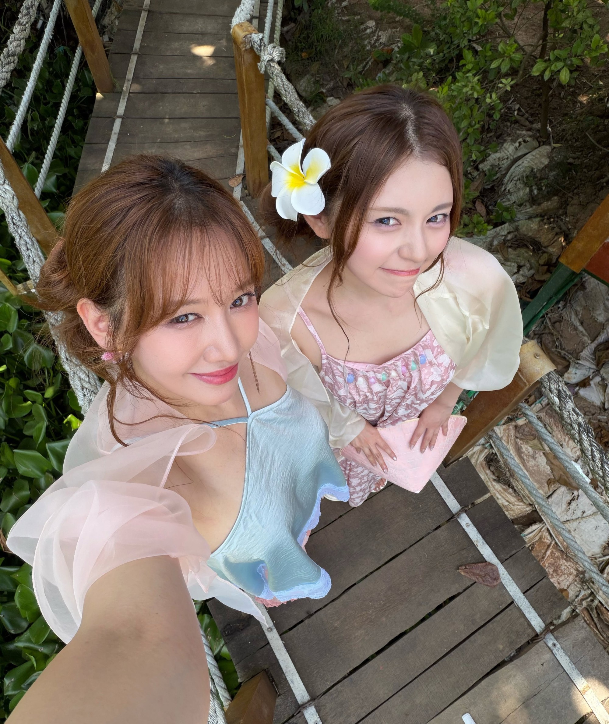 "Em gái" Hari Won - mỹ nhân liên tục được Rolls-Royce 40 tỷ đưa đón: Visual chuẩn idol từng được Noo Phước Thịnh để ý- Ảnh 1.