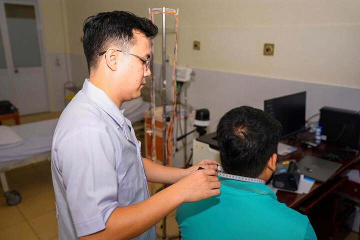 Người đ&agrave;n &ocirc;ng ngưng thở 130 lần/giờ khi ngủ- Ảnh 1.