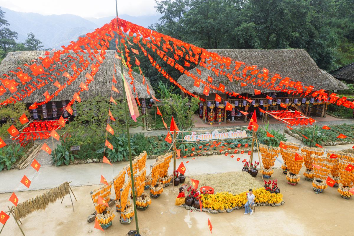 Sa Pa: Lễ hội Thổ cẩm tại Bản M&acirc;y &ndash; điểm nhấn kh&ocirc;ng thể bỏ lỡ dịp 2/9 - Ảnh 2.