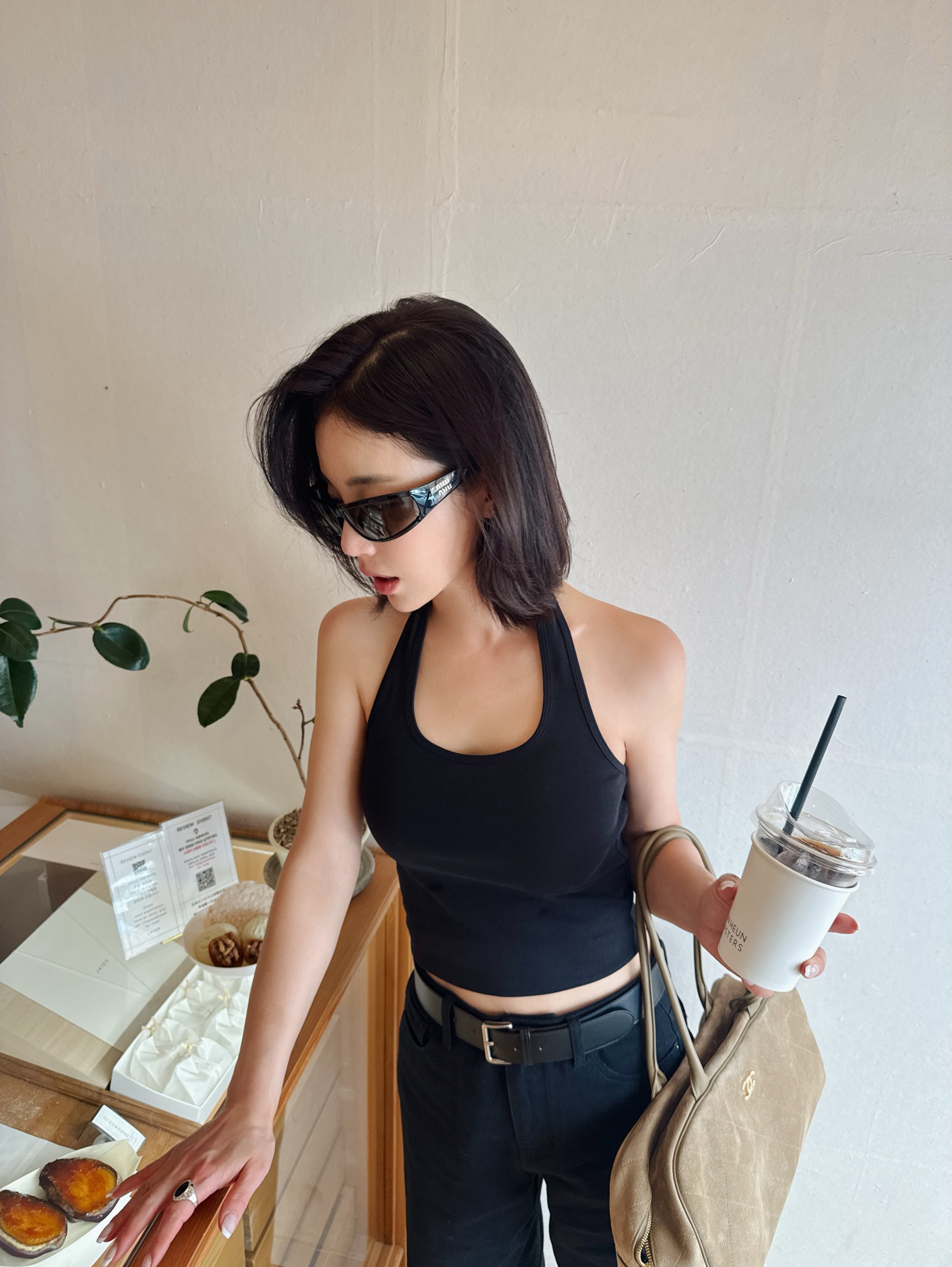 Bạn thân Song Hye Kyo 44 tuổi dáng vẫn như gái 20 nhờ cắt giảm 1 loại thực phẩm- Ảnh 3.