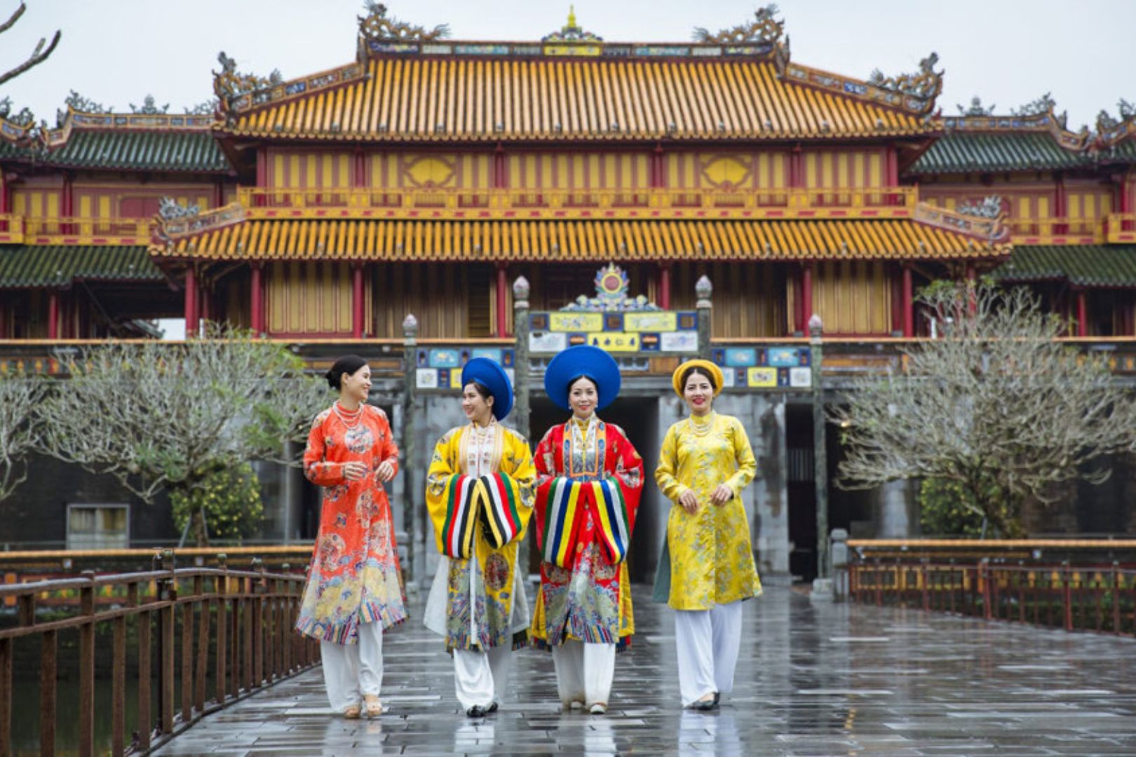 Sánh vai Bắc Kinh, Seoul, thành phố Việt Nam lọt đề cử 'Oscar du lịch': Thu 10.300 tỷ đồng trong 6 tháng - Ảnh 5.