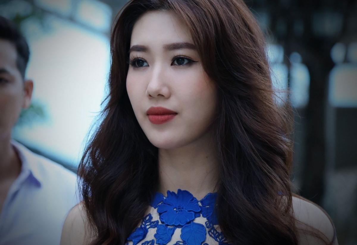 Mỹ nhân Việt đứng cạnh nàng tiên cá đẹp nhất thế giới vẫn không hề lu mờ, visual sáng rực như ngọc ngà châu báu- Ảnh 6.