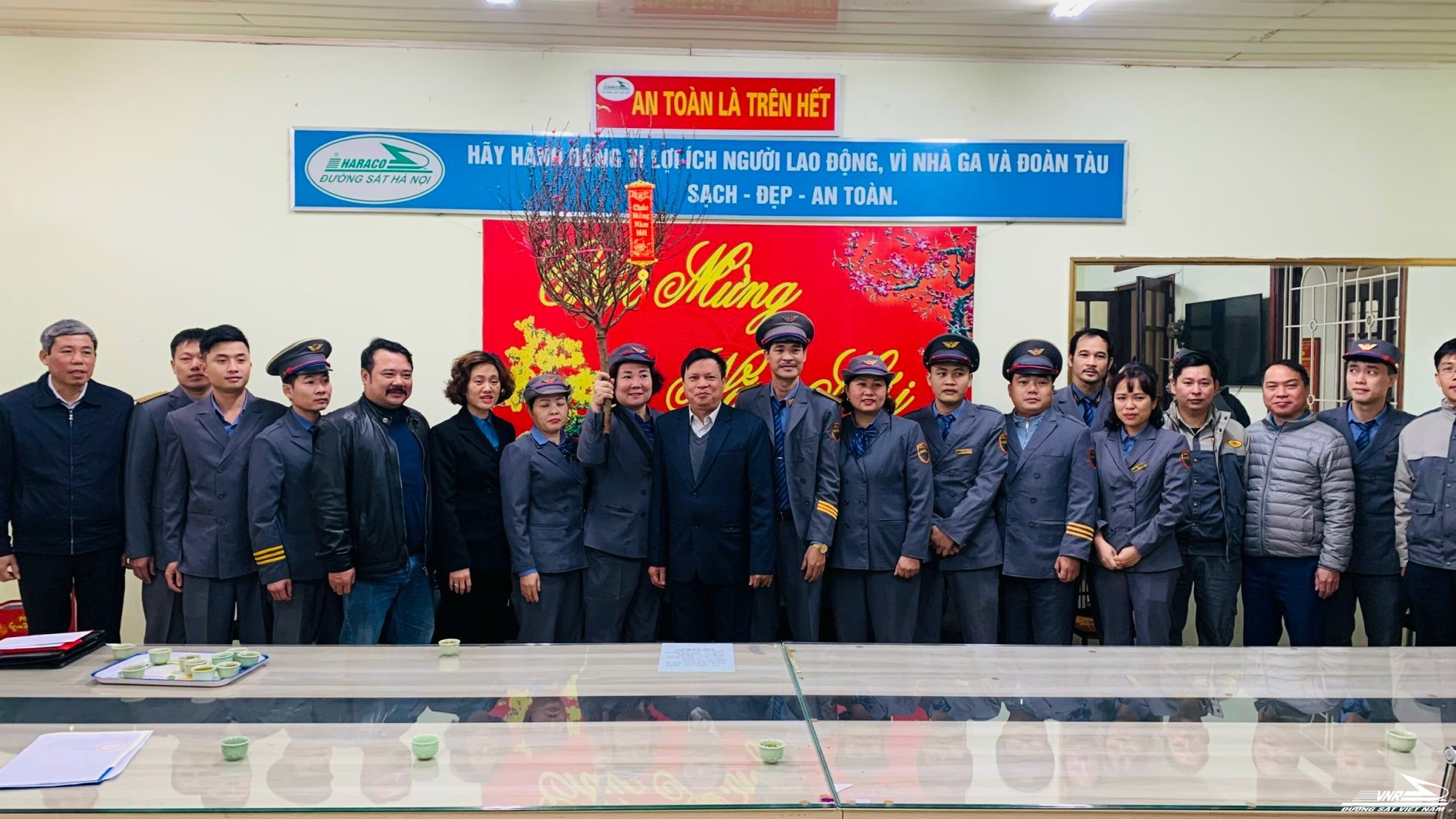 Tin vui: Ngay ng&agrave;y mai, hơn 20.000 người lao động tr&ecirc;n cả nước được giảm gi&aacute; 1 dịch vụ- Ảnh 2.