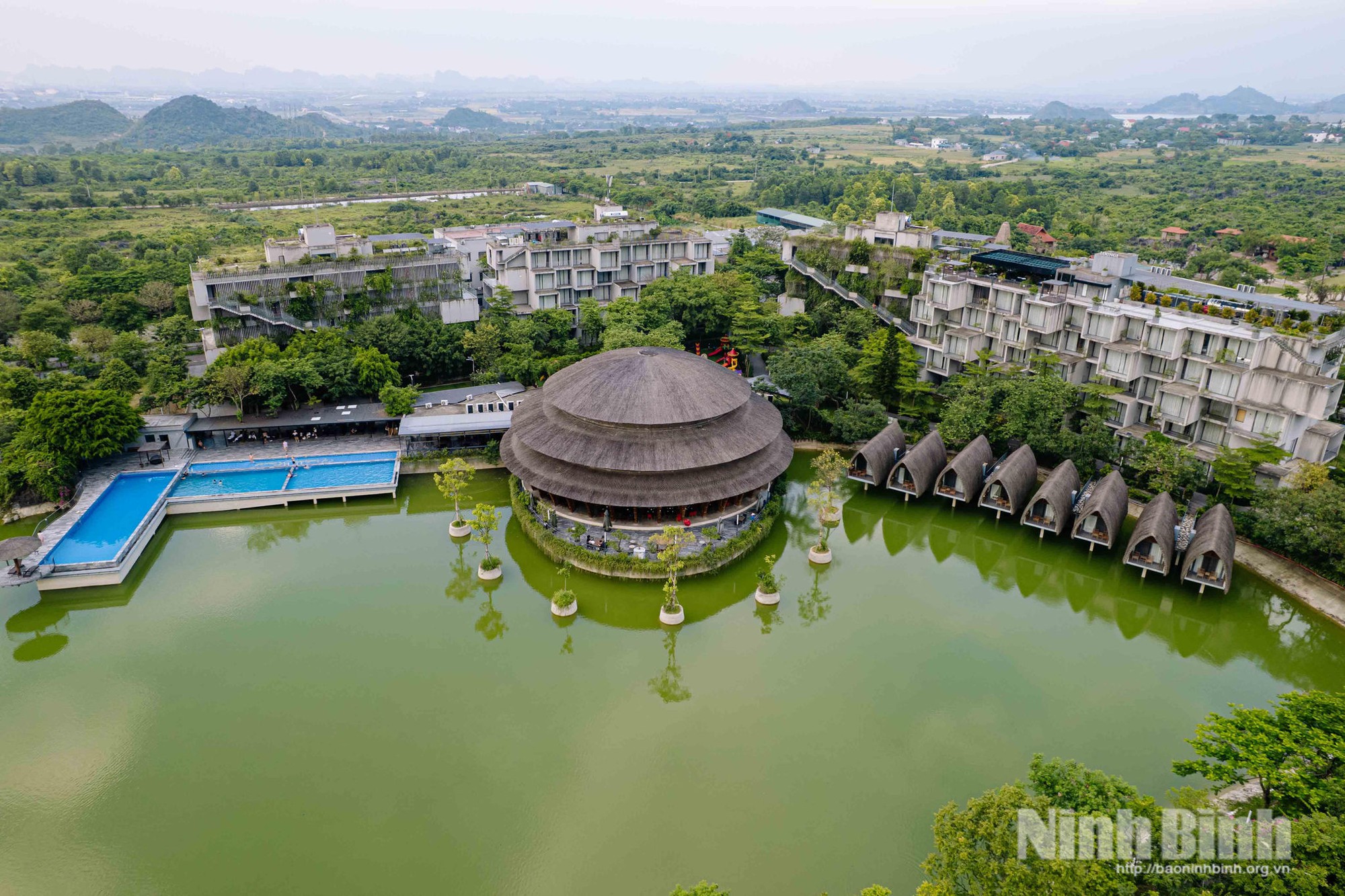 Việt Nam sở hữu c&ocirc;ng tr&igrave;nh l&agrave;m từ vật liệu được nhắc tới nhiều trong truyện cổ t&iacute;ch, c&oacute; quy m&ocirc;, độc đ&aacute;o bậc nhất Đ&ocirc;ng Nam &Aacute;- Ảnh 1.