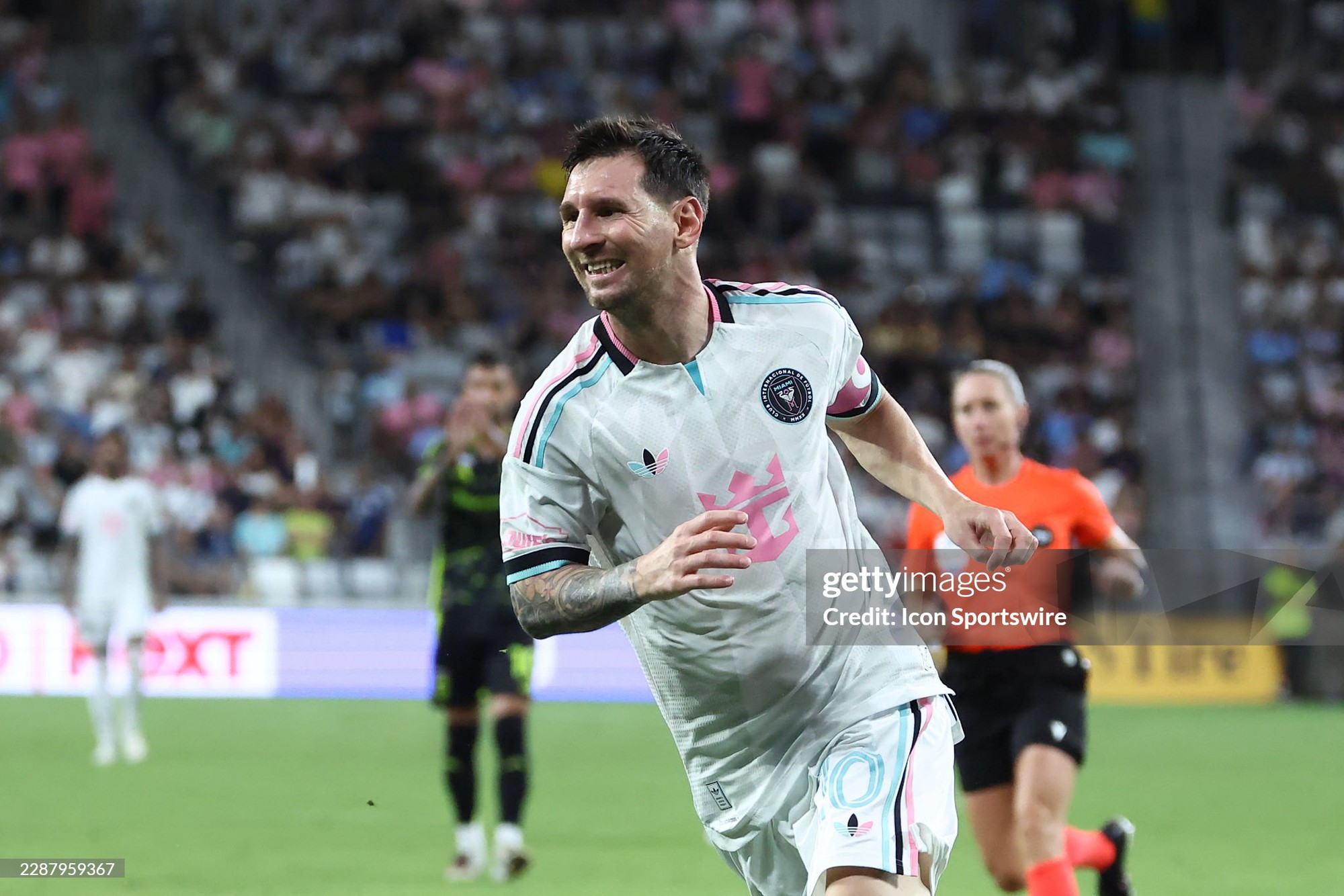 Messi tái xuất chỉ 13 ngày sau World Cup, 39 tuổi đầy nhiệt huyết, chơi bùng nổ nhưng Inter Miami vẫn "đánh rơi" chiến thắng- Ảnh 2.