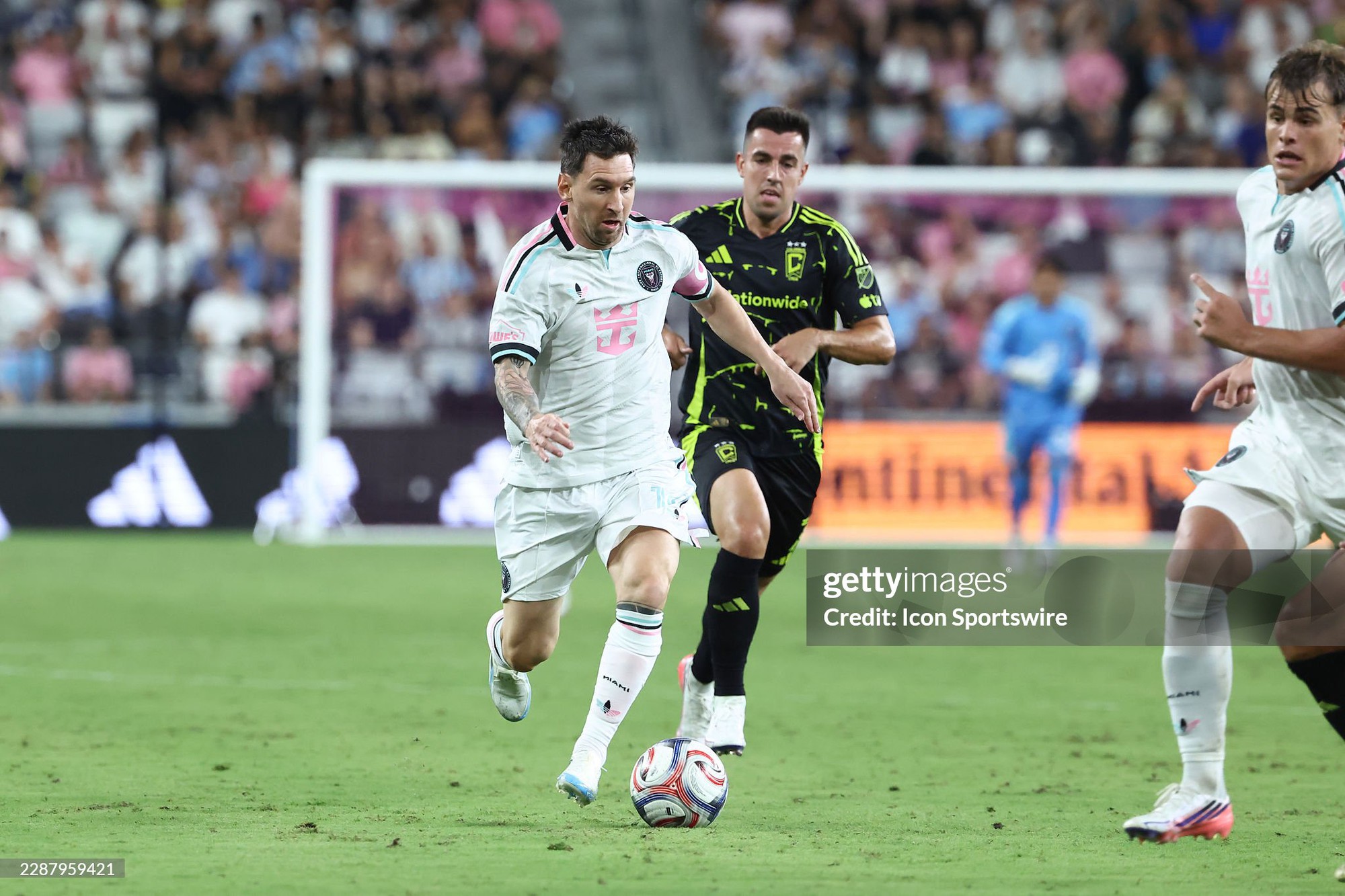 Messi tái xuất chỉ 13 ngày sau World Cup, 39 tuổi đầy nhiệt huyết, chơi bùng nổ nhưng Inter Miami vẫn "đánh rơi" chiến thắng- Ảnh 3.