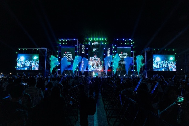 H&agrave;ng ngh&igrave;n kh&aacute;n giả &ldquo;ch&aacute;y&rdquo; hết m&igrave;nh trong đ&ecirc;m nhạc hội b&ugrave;ng nổ VPBank Prime's Night, tiếp lửa hơn 10.500 runner trước Race Day- Ảnh 1.