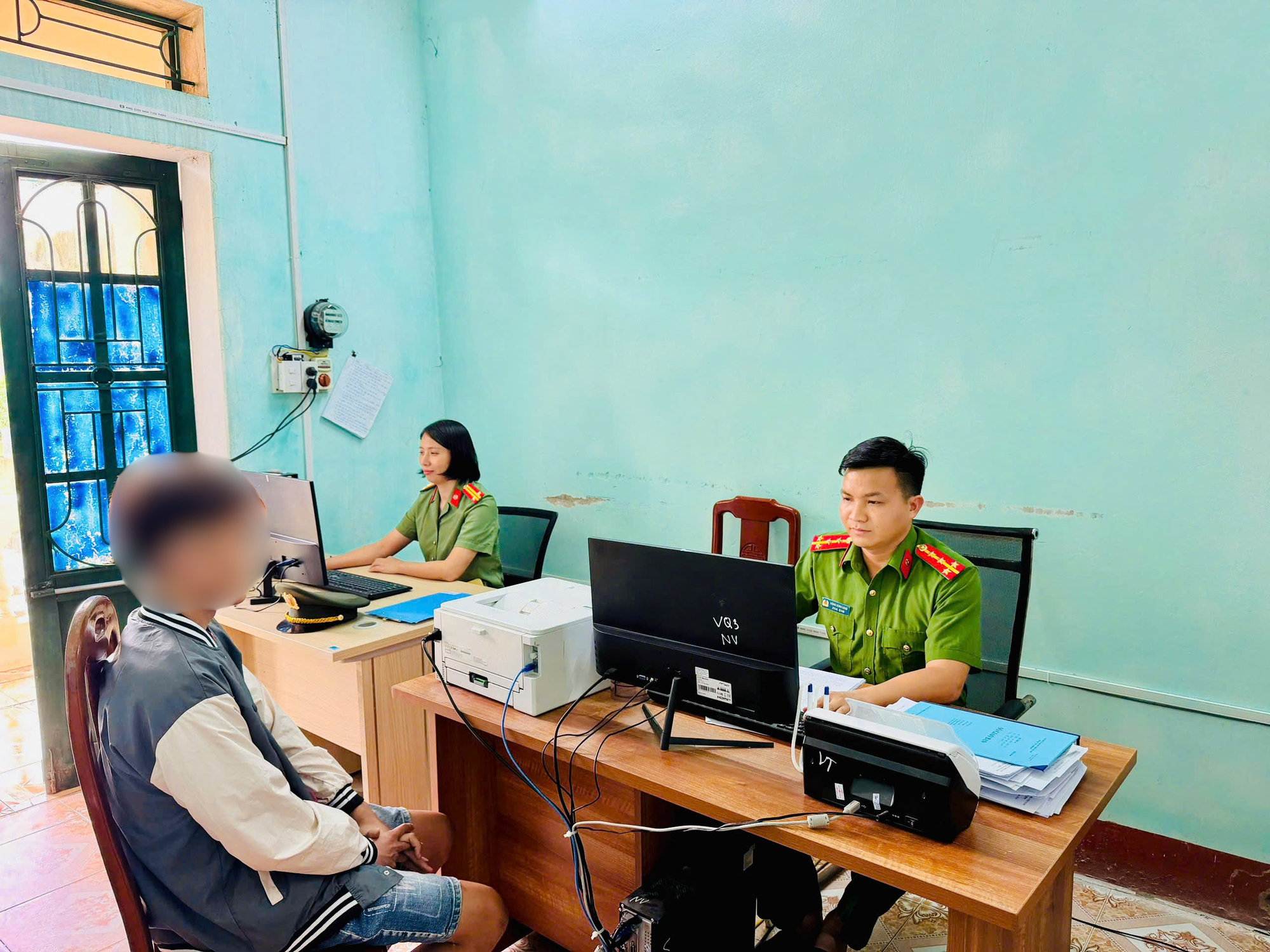 C&ocirc;ng an mời l&agrave;m việc với chủ k&ecirc;nh TikTok &ldquo;Vu Quang Huy&rdquo;- Ảnh 1.