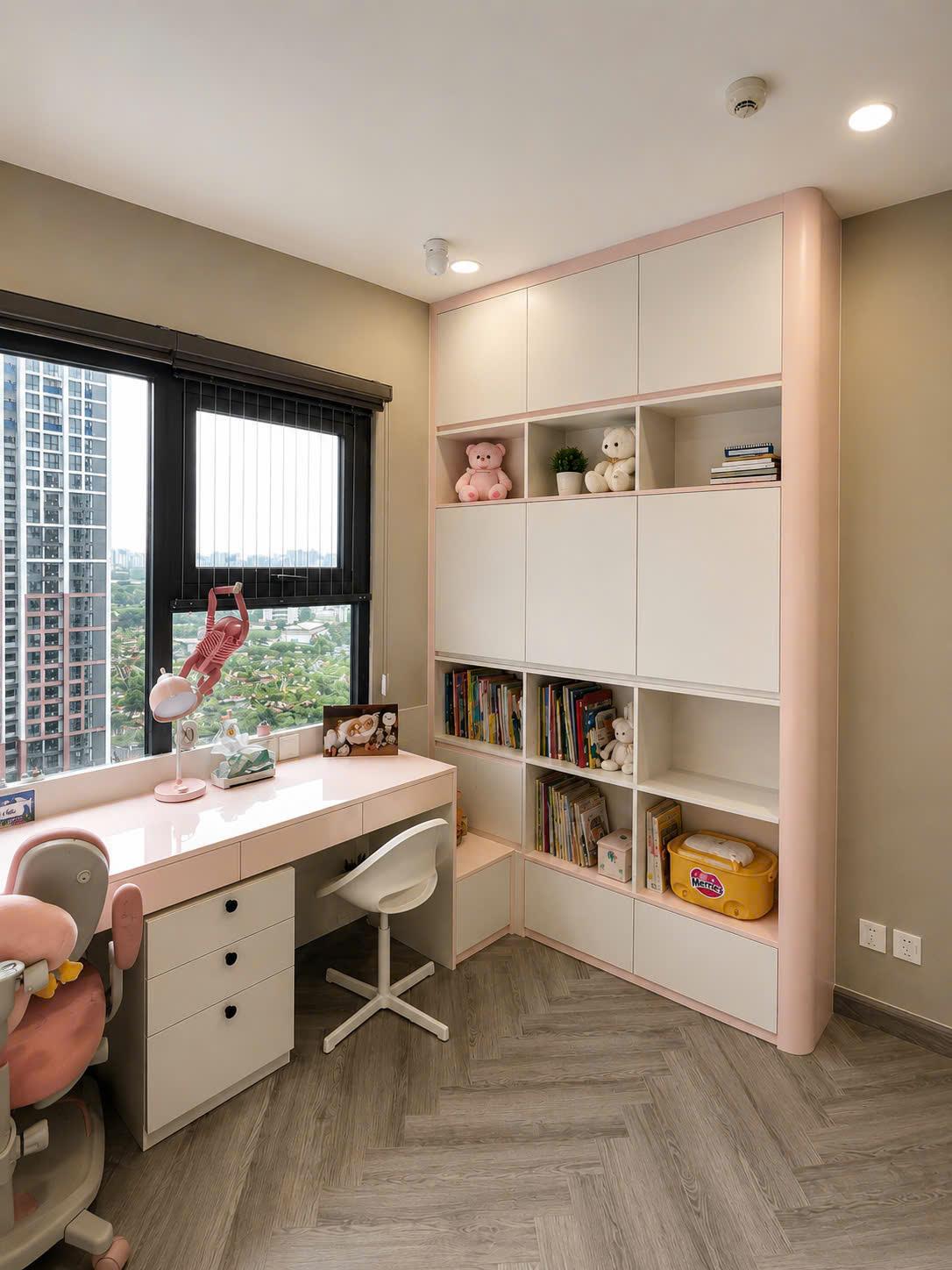 Chỉ sửa phòng khách, bếp và phòng 2 con, căn hộ Vinhomes Smart City đã “rộng ra” thấy rõ dù không tăng thêm 1m²- Ảnh 13.