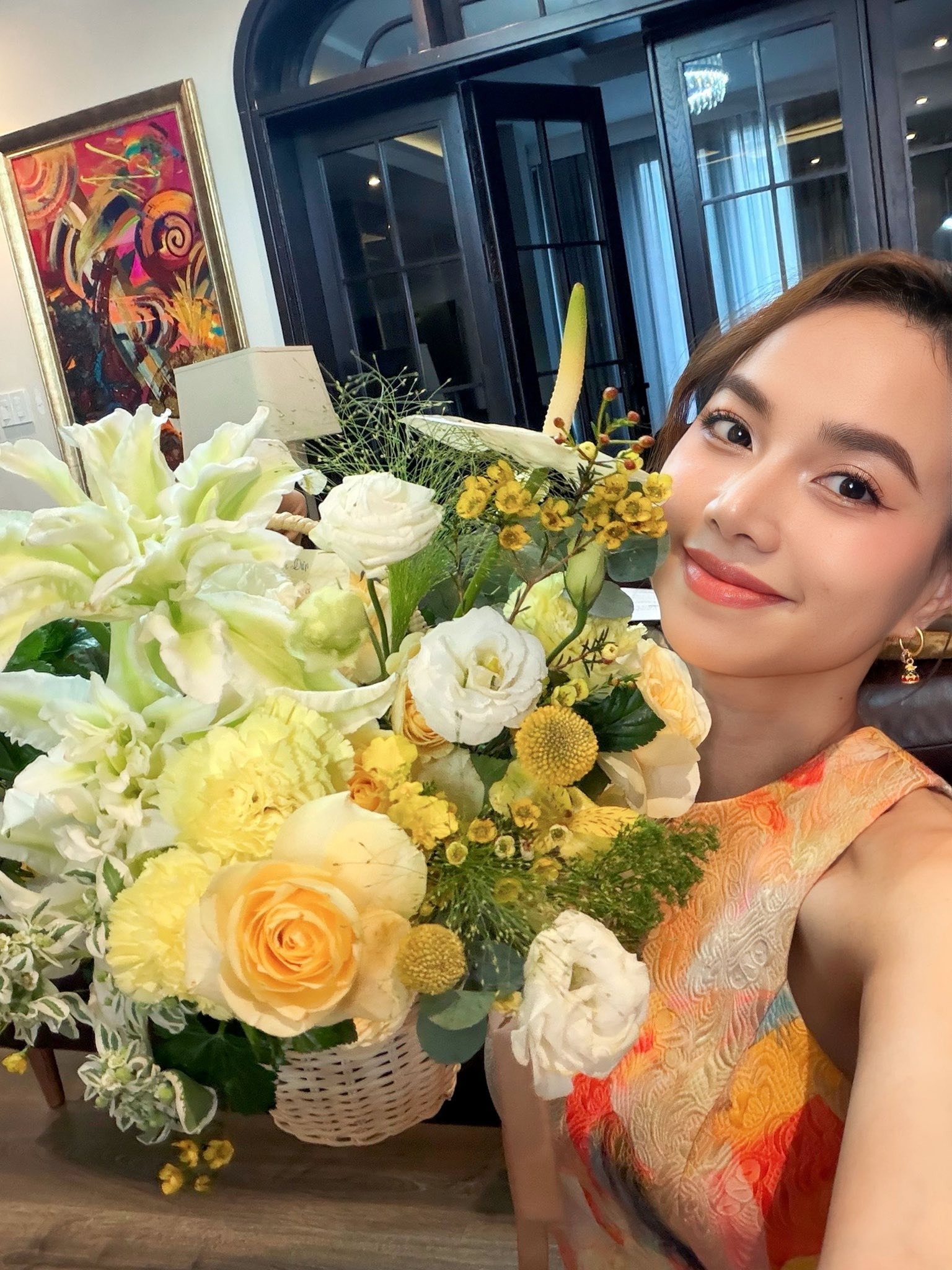 Mỹ nh&acirc;n Việt bỏ h&agrave;o quang showbiz, ở ẩn nu&ocirc;i con trong biệt thự trăm tỷ - Ảnh 8.