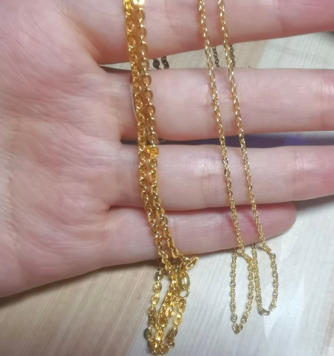Phong tỏa t&agrave;i khoản ng&acirc;n h&agrave;ng chứa 310 triệu đồng của người đ&agrave;n &ocirc;ng b&aacute;n 106,45 gram v&agrave;ng tr&ecirc;n MXH- Ảnh 1.
