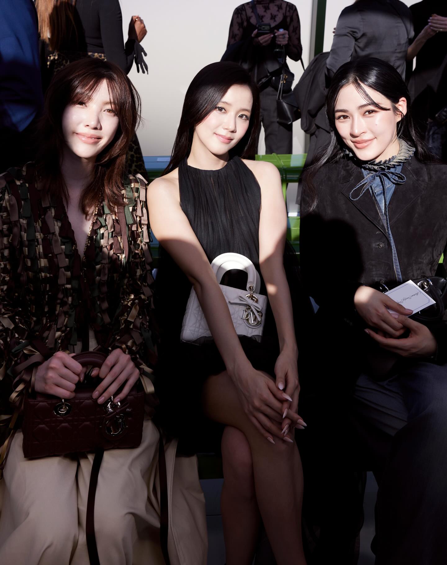 Quá khứ buôn bán lề đường rồi thành đại sứ vượt mặt BLACKPINK của mỹ nhân đẹp nhất thế giới 2026- Ảnh 12.