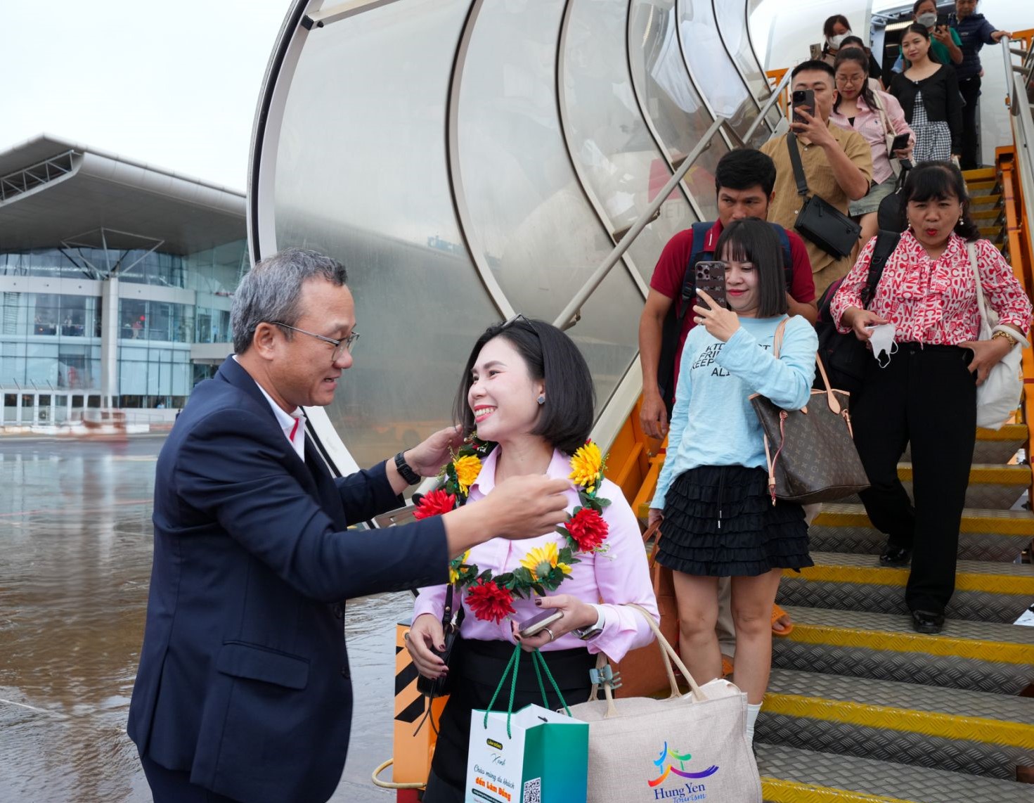 &rlm;Vietjet nối lại 5 đường bay đến Đ&agrave; Lạt, đưa th&agrave;nh phố ng&agrave;n hoa gần hơn với du kh&aacute;ch cả nước - Ảnh 3.