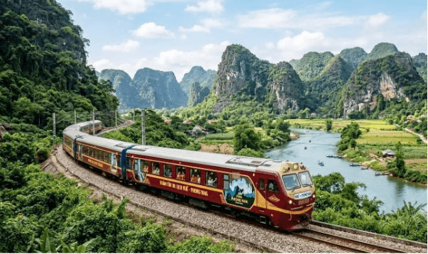 Đ&uacute;ng 7 ng&agrave;y nữa, ch&iacute;nh thức khai trương chuyến t&agrave;u nối liền 2 di sản thế giới tại Việt Nam, giảm gi&aacute; đặc biệt 15% - 50% cho h&agrave;nh tr&igrave;nh 190km độc đ&aacute;o đến hết 2026 - Ảnh 1.
