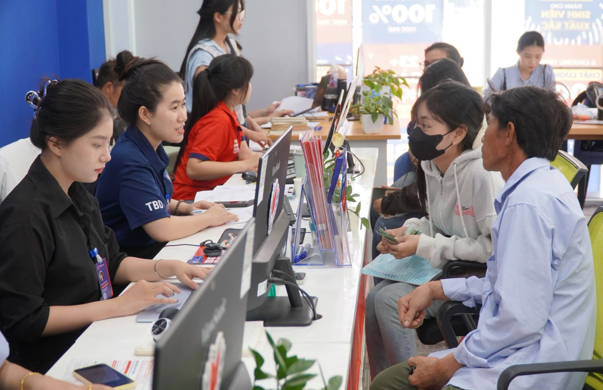 Đã trúng tuyển nhưng vẫn chưa thấy “đúng”? 2k8 vẫn còn cơ hội chọn lại - Ảnh 5.