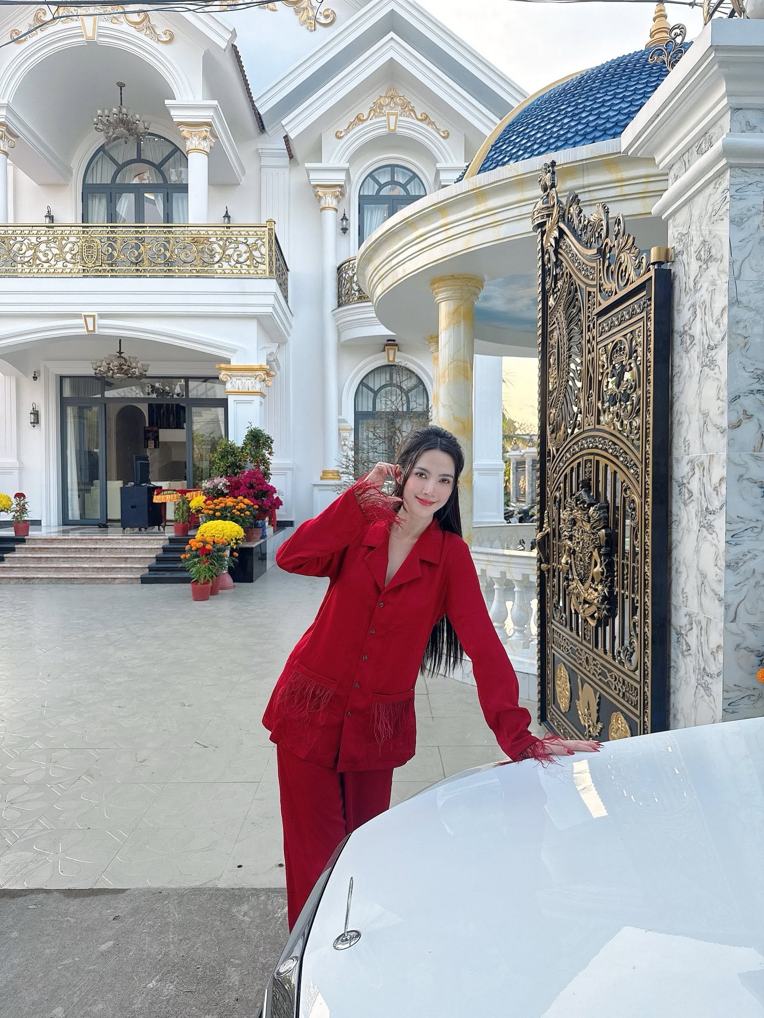 Mỹ nh&acirc;n người miền T&acirc;y từ kh&oacute; khăn th&agrave;nh Hoa hậu: X&acirc;y nh&agrave; 10 tỷ b&aacute;o hiếu, chuyện y&ecirc;u đương b&iacute; ẩn- Ảnh 4.