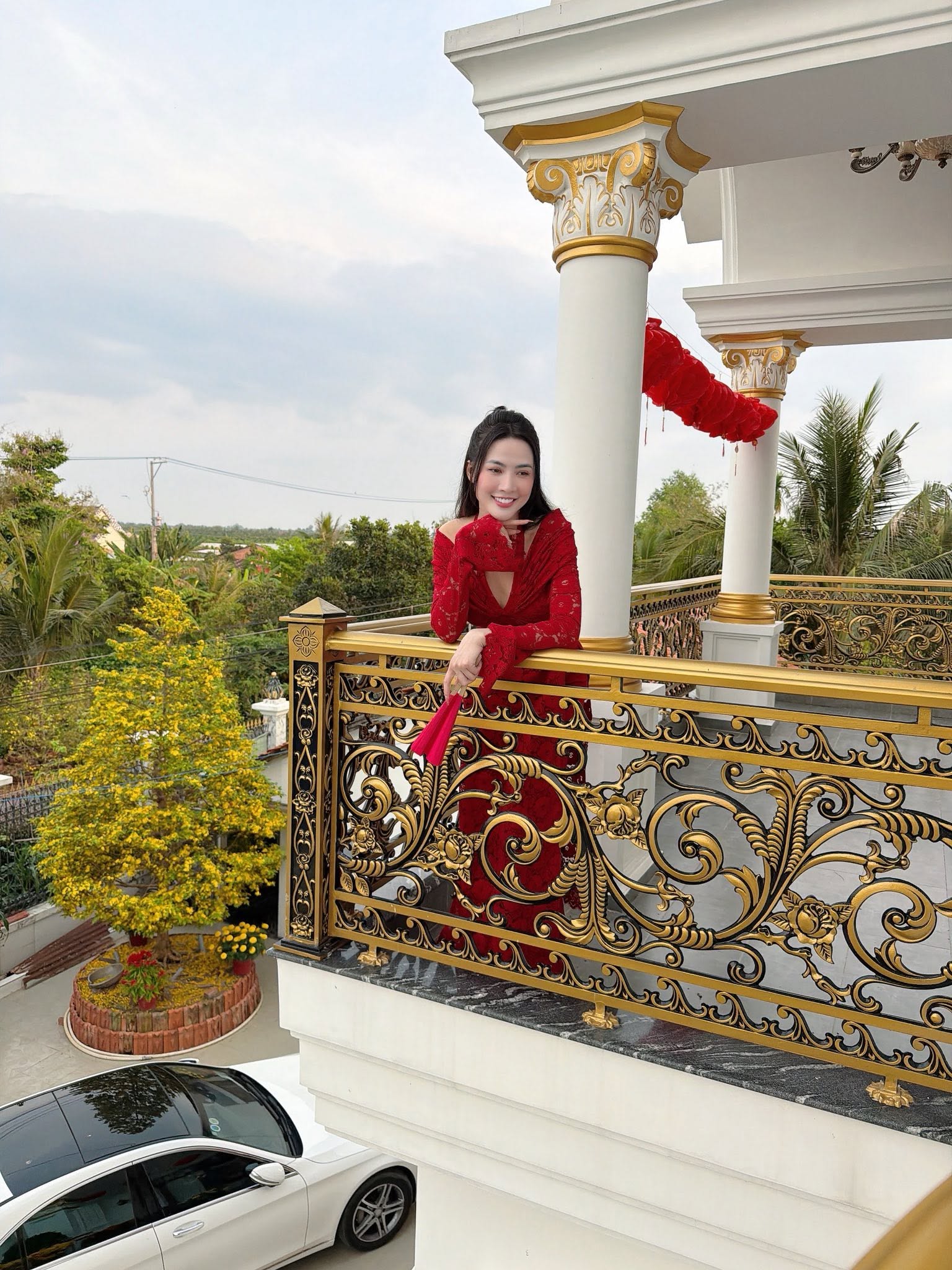 Mỹ nh&acirc;n người miền T&acirc;y từ kh&oacute; khăn th&agrave;nh Hoa hậu: X&acirc;y nh&agrave; 10 tỷ b&aacute;o hiếu, chuyện y&ecirc;u đương b&iacute; ẩn- Ảnh 9.