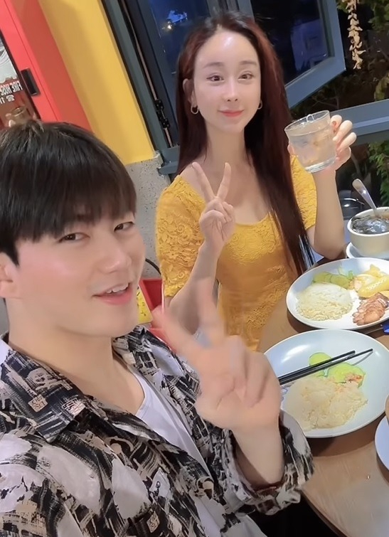 Hoa hậu showbiz bị tai nạn lâm cảnh khổ sở, không cho con gái đến thăm vì lý do này- Ảnh 5.