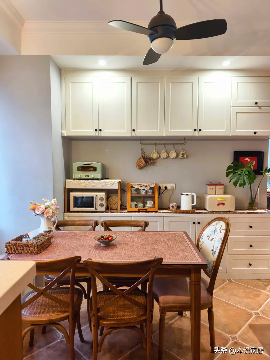 Bà mẹ 2 con sống 8 năm trong căn hộ 98m² vẫn gọn như mới: Cách sắp xếp nhà khiến nhiều người muốn học theo- Ảnh 5.