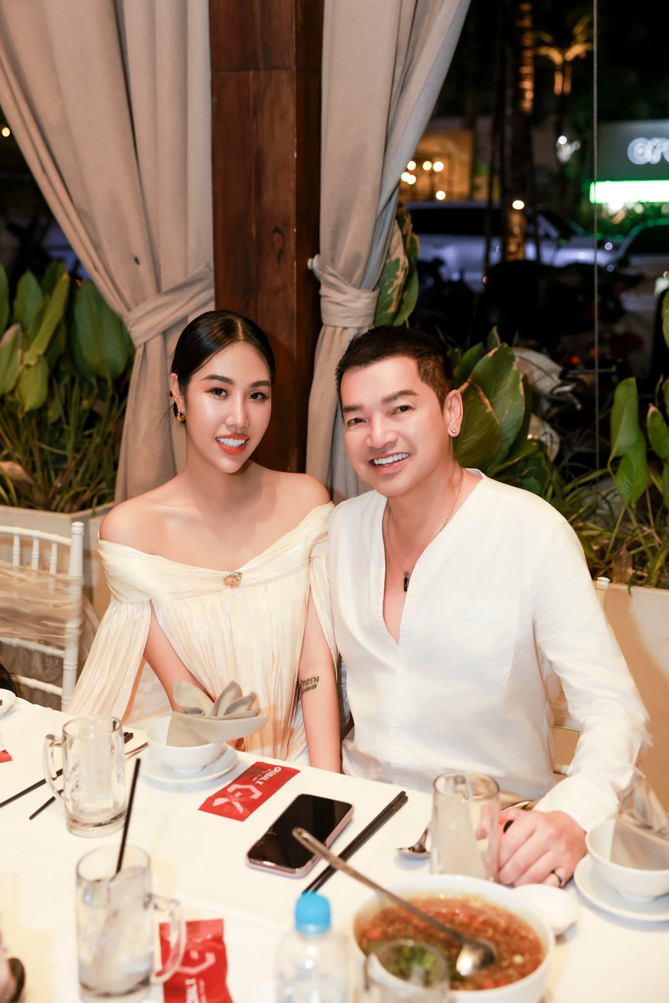 Chuyến đi của nghệ sĩ Quang Minh v&agrave; vợ k&eacute;m 37 tuổi- Ảnh 6.