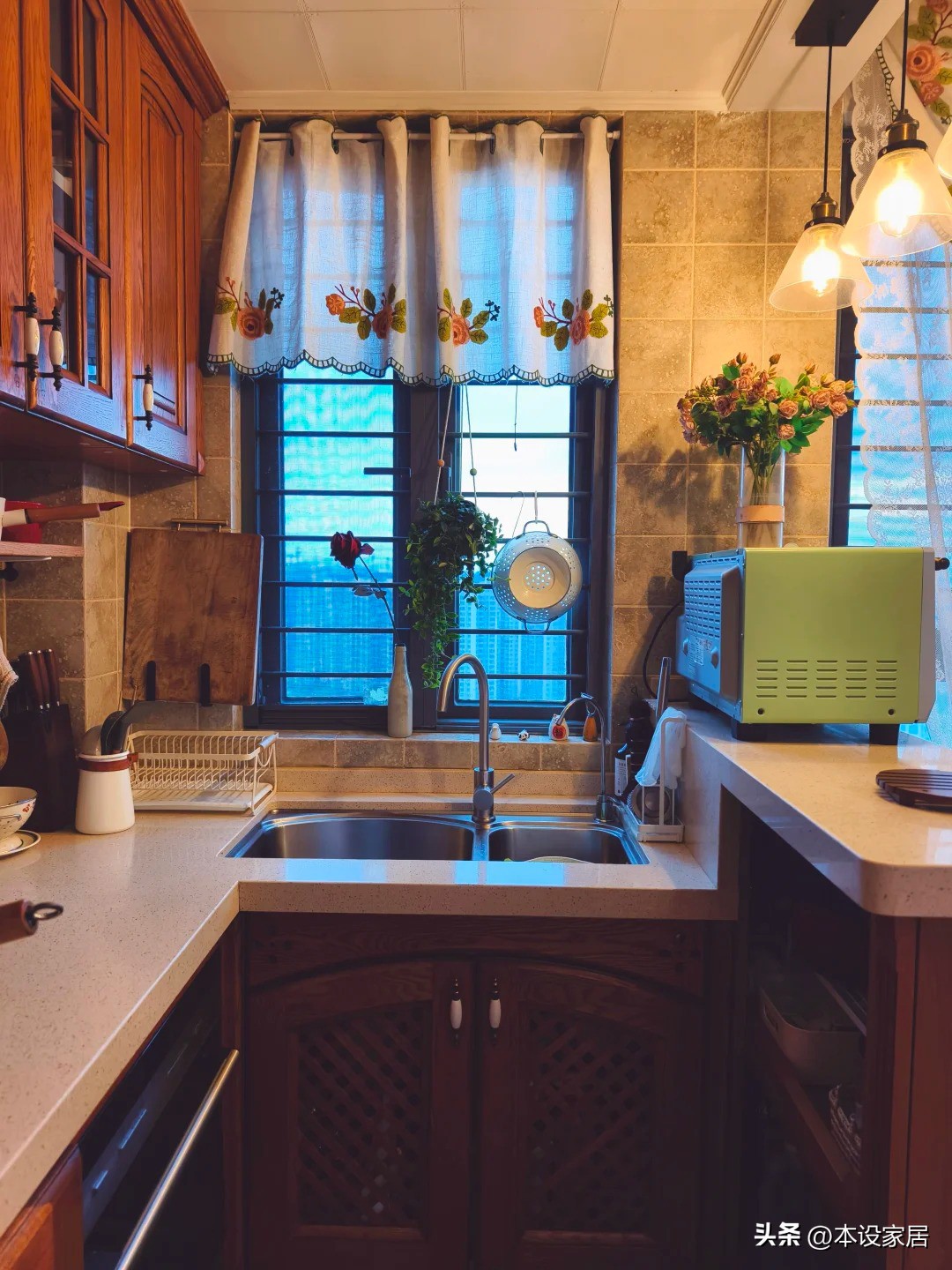 Bà mẹ 2 con sống 8 năm trong căn hộ 98m² vẫn gọn như mới: Cách sắp xếp nhà khiến nhiều người muốn học theo- Ảnh 3.