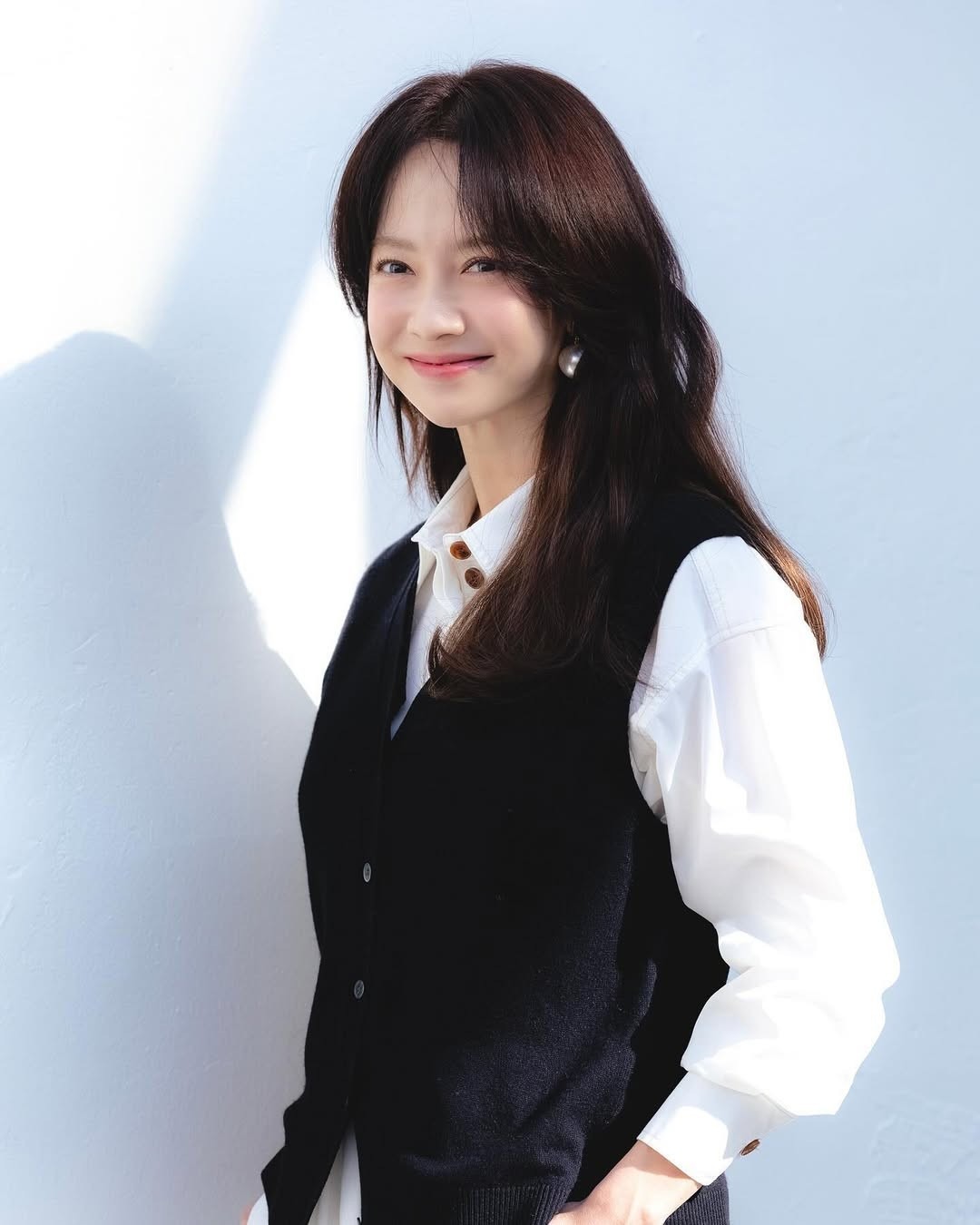 "Mợ ngố" Song Ji Hyo đổ bộ Việt Nam: Ch&agrave;o bằng tiếng Việt cực ngọt, bất chấp kh&ocirc;ng khỏe vẫn "đốn tim" fan- Ảnh 7.
