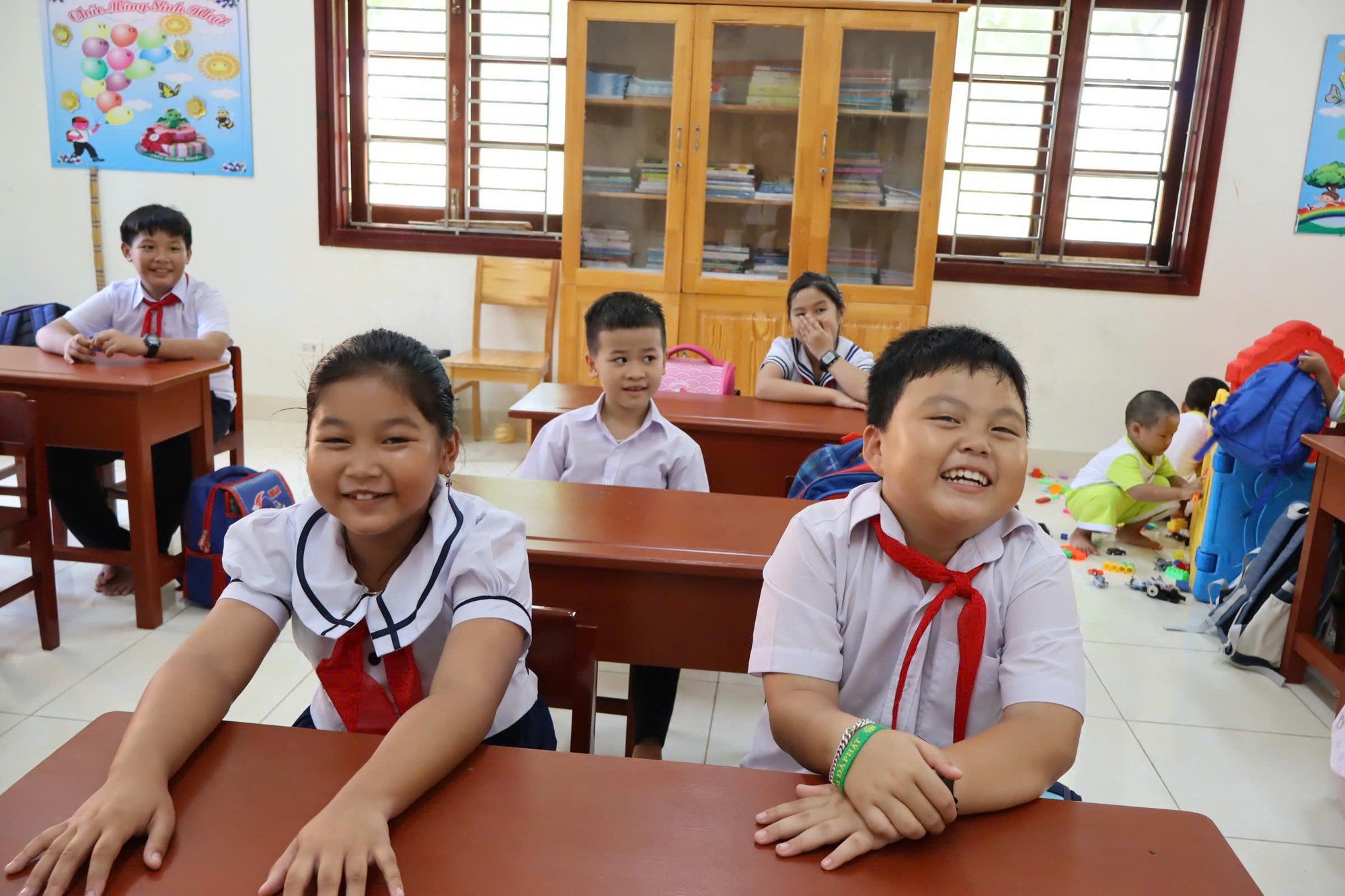 Học sinh phổ th&ocirc;ng sẽ được học AI đại tr&agrave; từ năm học 2026-2027 - Ảnh 2.
